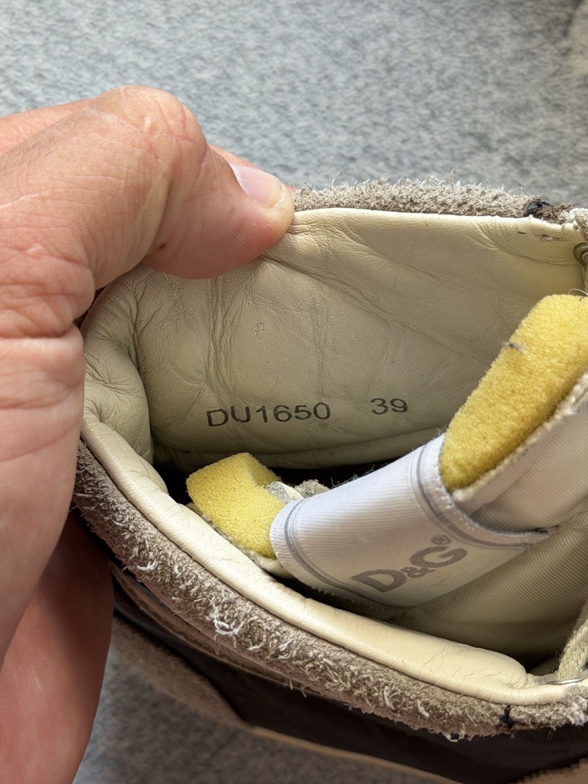 Dolce & Gabbana Dolce & Gabbana Buterfly Vintage Shoes Size US 6.5 / EU 39-40 - 8 Thumbnail