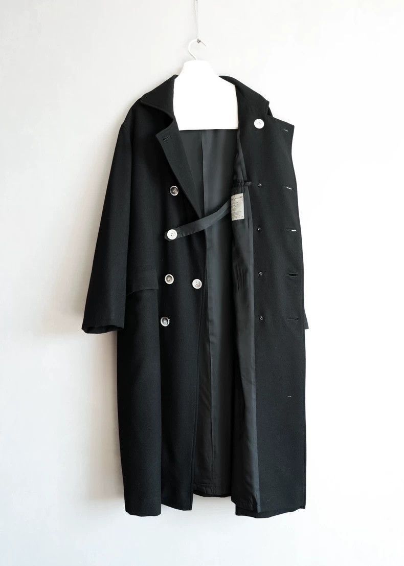 Yohji Yamamoto Yohji Yamamoto Yohji Yamamoto Oversized Black Coat with Bu Size US M / EU 48-50 / 2 - 2 Thumbnail