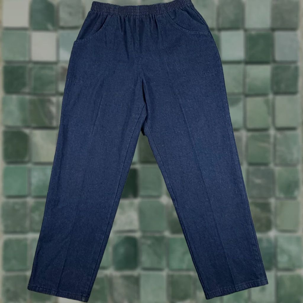 Vintage VINTAGE Mom Jeans 14 Denim Straight High Rise Grandmacore 80s 90s Elastic Waist Size 36" / US 14 / IT 50 - 1 Thumbnail