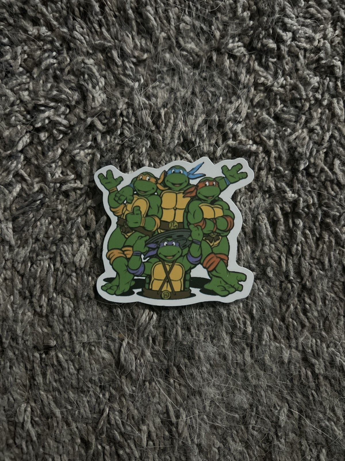 Hypebeast × Vintage Teenage Mutant Ninja Turtles Group Pose Sticker Size ONE SIZE - 1 Thumbnail