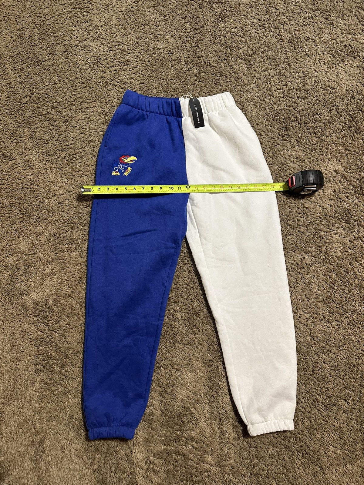 NCAA Vintage NCAA Kanas Jayhawks sweatpants 00s size small Size US 32 / EU 48 - 6 Thumbnail