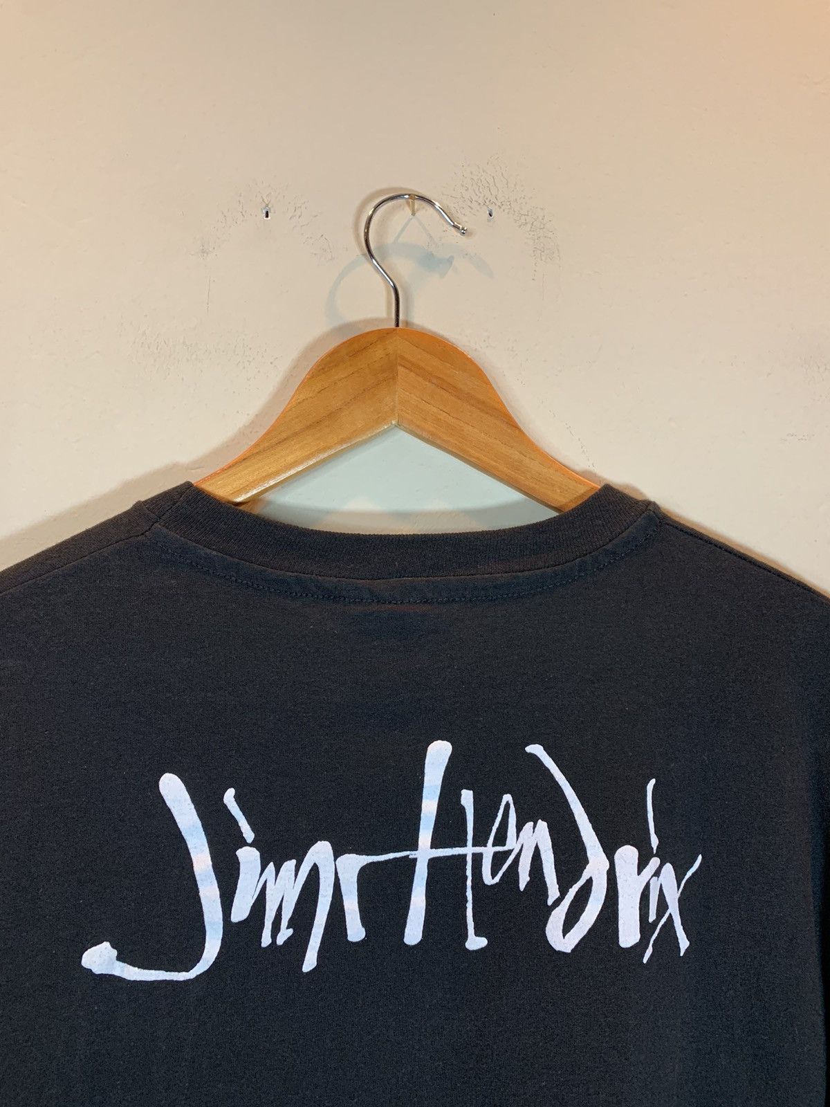 Band Tees *RARE* Vintage 90’s Jimi Hendrix Smoking Single Stitch Shirt Size US L / EU 52-54 / 3 - 4 Thumbnail