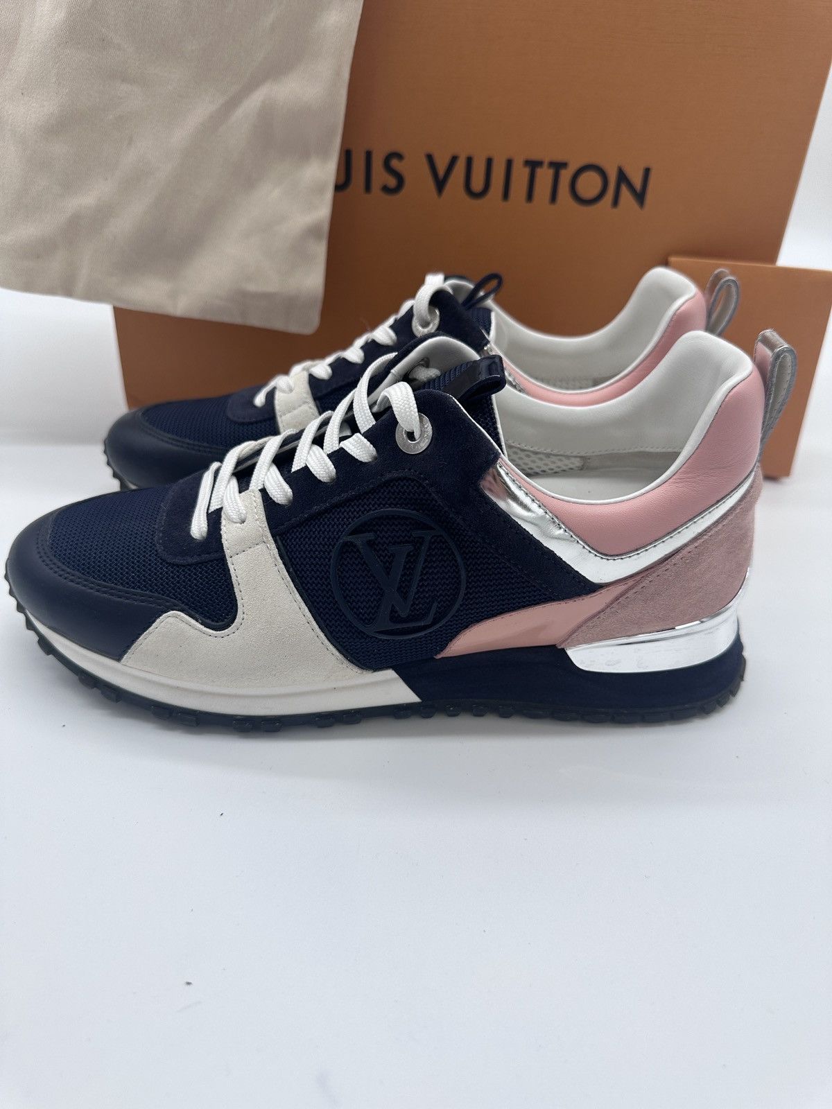 Louis Vuitton Louis Vuitton Runaway Sneakers Women’s 38.5 Brand New in Box Size US 7.5 / IT 37.5 - 5 Thumbnail