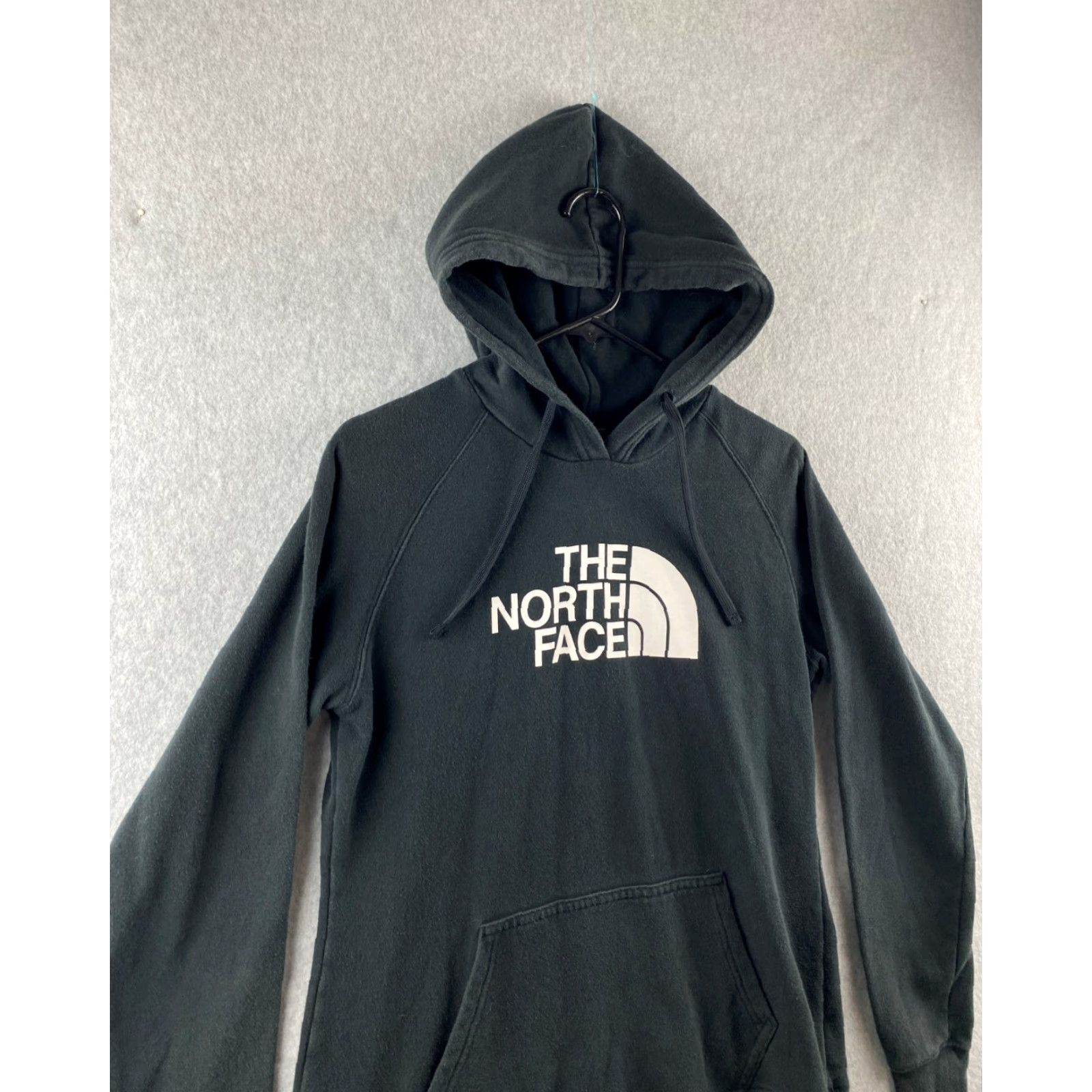 The North Face The North Face Hoodie Womens M Black Pullover Fleece Graphic Logo Pockets Size M / US 6-8 / IT 42-44 - 4 Thumbnail