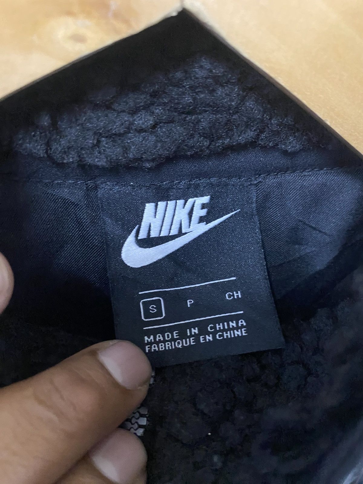 Nike Nike Black Puffer Jacket Glossy Panel Nylon Size S / US 4 / IT 40 - 10 Thumbnail