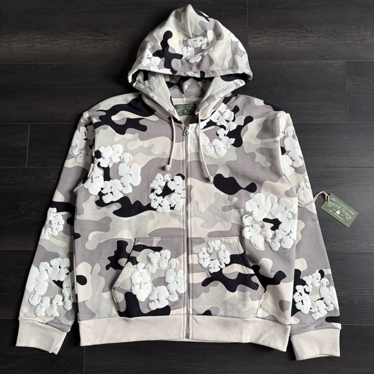 DENIM TEARS SNOW CAME WREATH LONDON EXCLUSIVE ZIP HOODIE