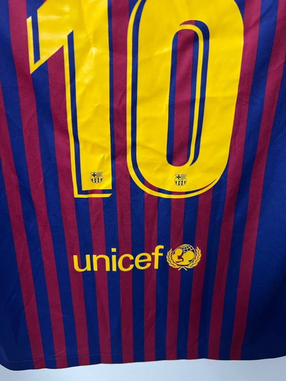 Nike Barcelona 2017/2018 Home #10 Messi Football Shirt Nike YXL Size US XS / EU 42 / 0 - 7 Thumbnail
