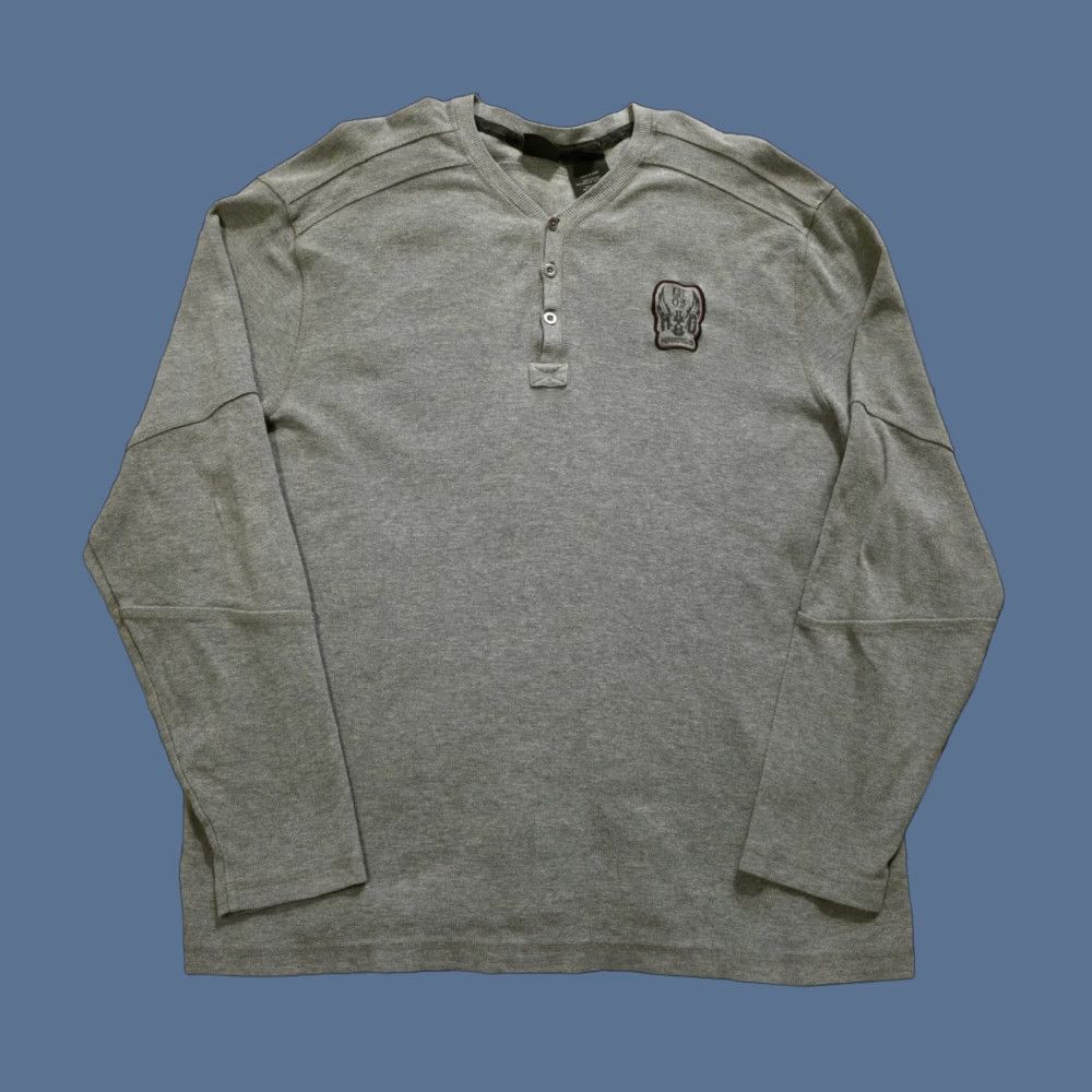 Harley Davidson VINTAGE Harley-Davidson Long Sleeve Thermal Henley Shirt Double Sided Gray 2XL Mens Graphic Print Cotton Knit Embroidered Logo Button T-Shirt Size US XXL / EU 58 / 5 - 1 Thumbnail