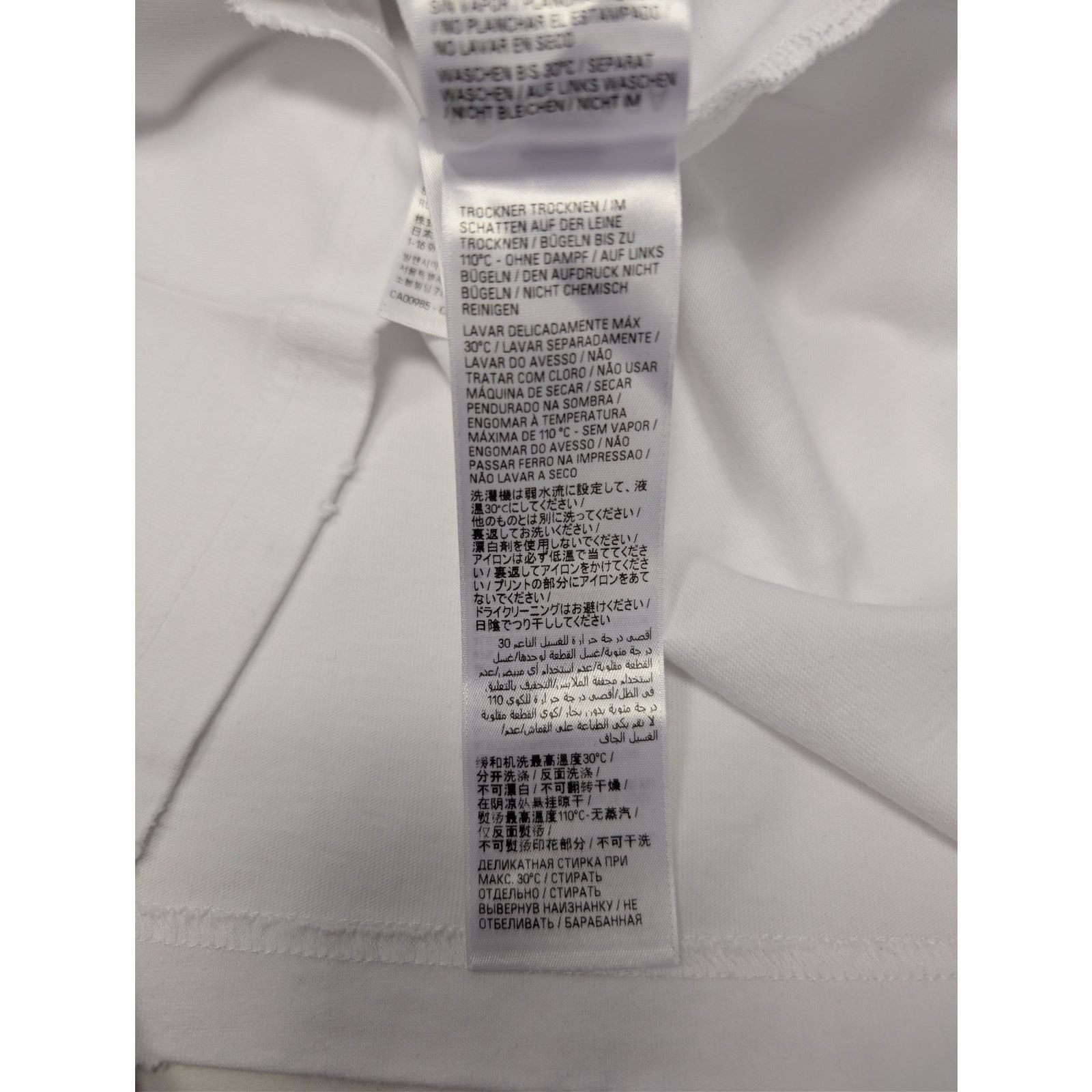 Balenciaga o1rshd1 Hand Drawn BB Icon Vintage Jersey Medium Fit T-Shirt Size US S / EU 44-46 / 1 - 19 Thumbnail