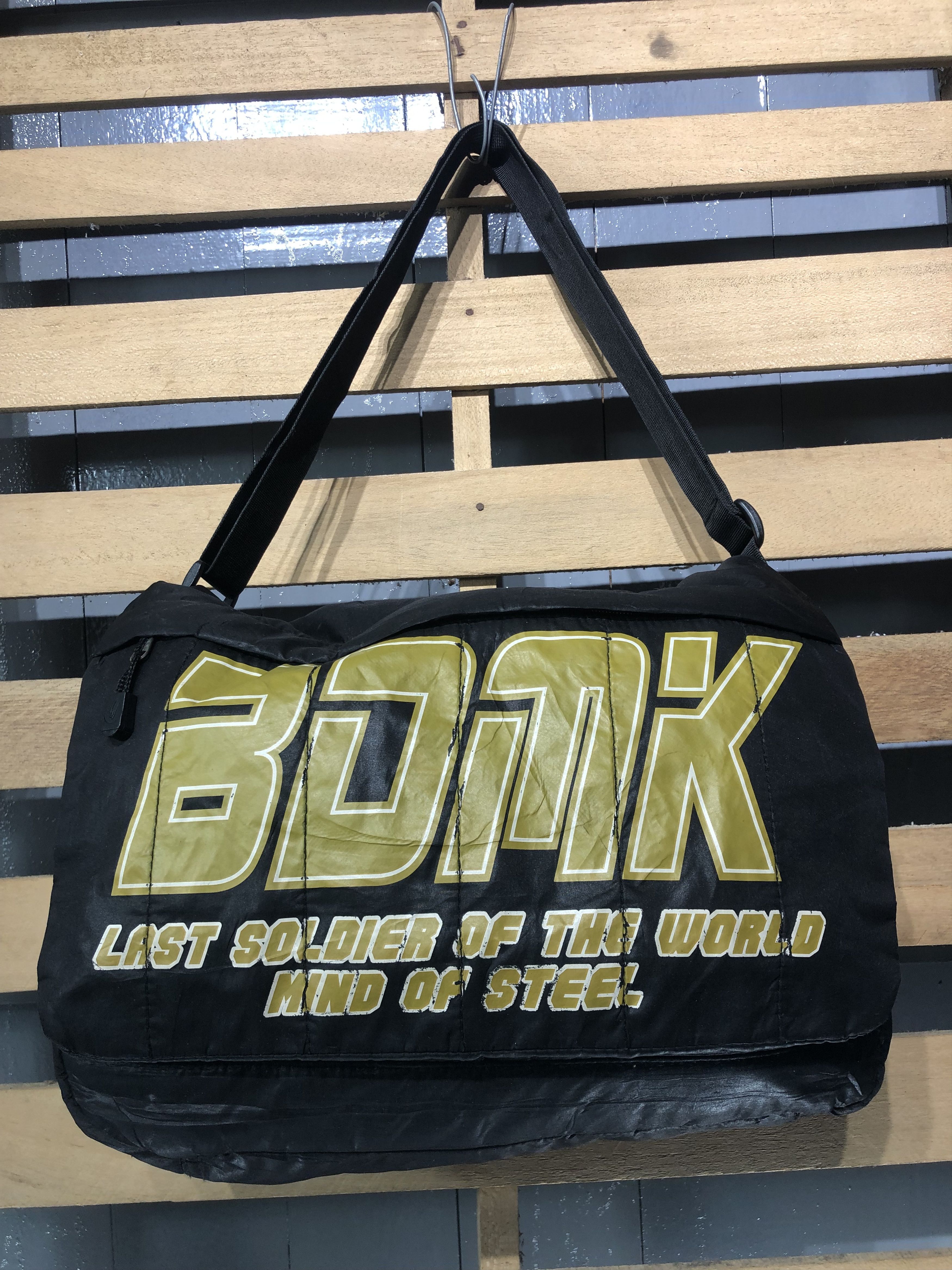 Japanese Brand Rare‼️Japanese Bomk Style Nylon Messenger Bag Size ONE SIZE - 3 Thumbnail