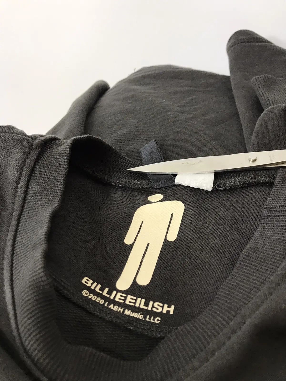 Billie Eilish Billie Ellish long sleeve t-shirt size XS Size US XS / EU 42 / 0 - 4 Thumbnail