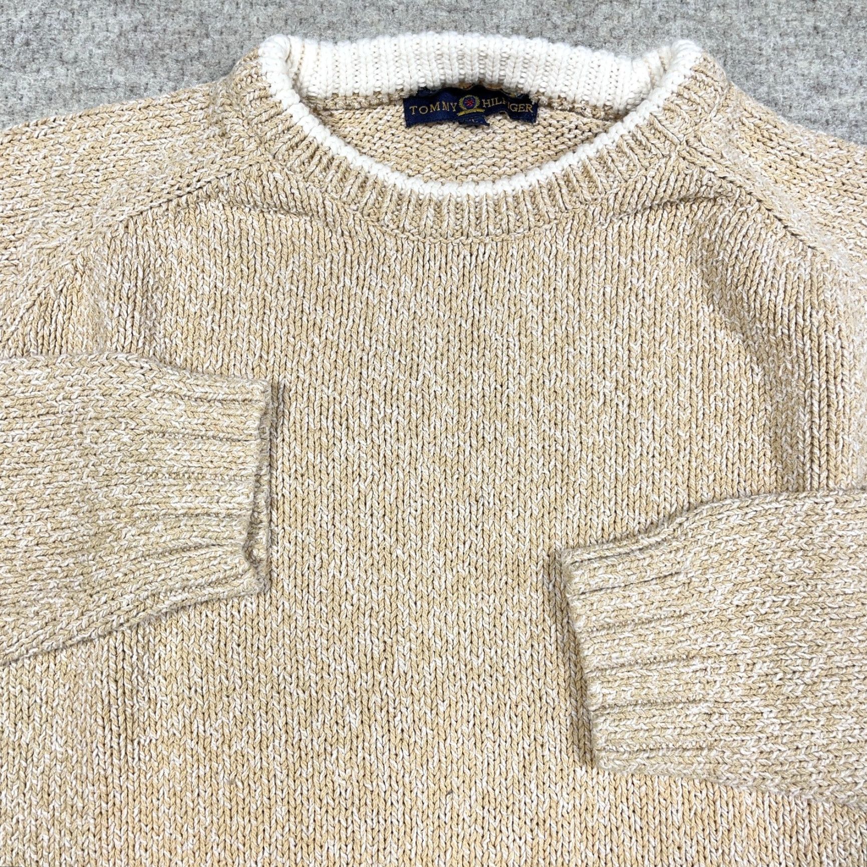 Tommy Hilfiger VINTAGE Tommy Hilfiger Sweater Men XL Tan Heavy Knit Crewneck Rib Grandpa 90s Size US XL / EU 56 / 4 - 2 Thumbnail
