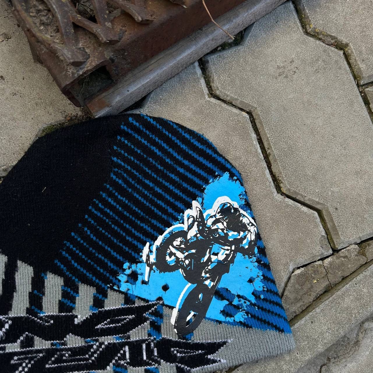 Le Grande Bleu (L.G.B.) VTG No Fear Hype Trend Hat Cap Y2K Band SK8 00s USA Staff Size ONE SIZE - 3 Thumbnail