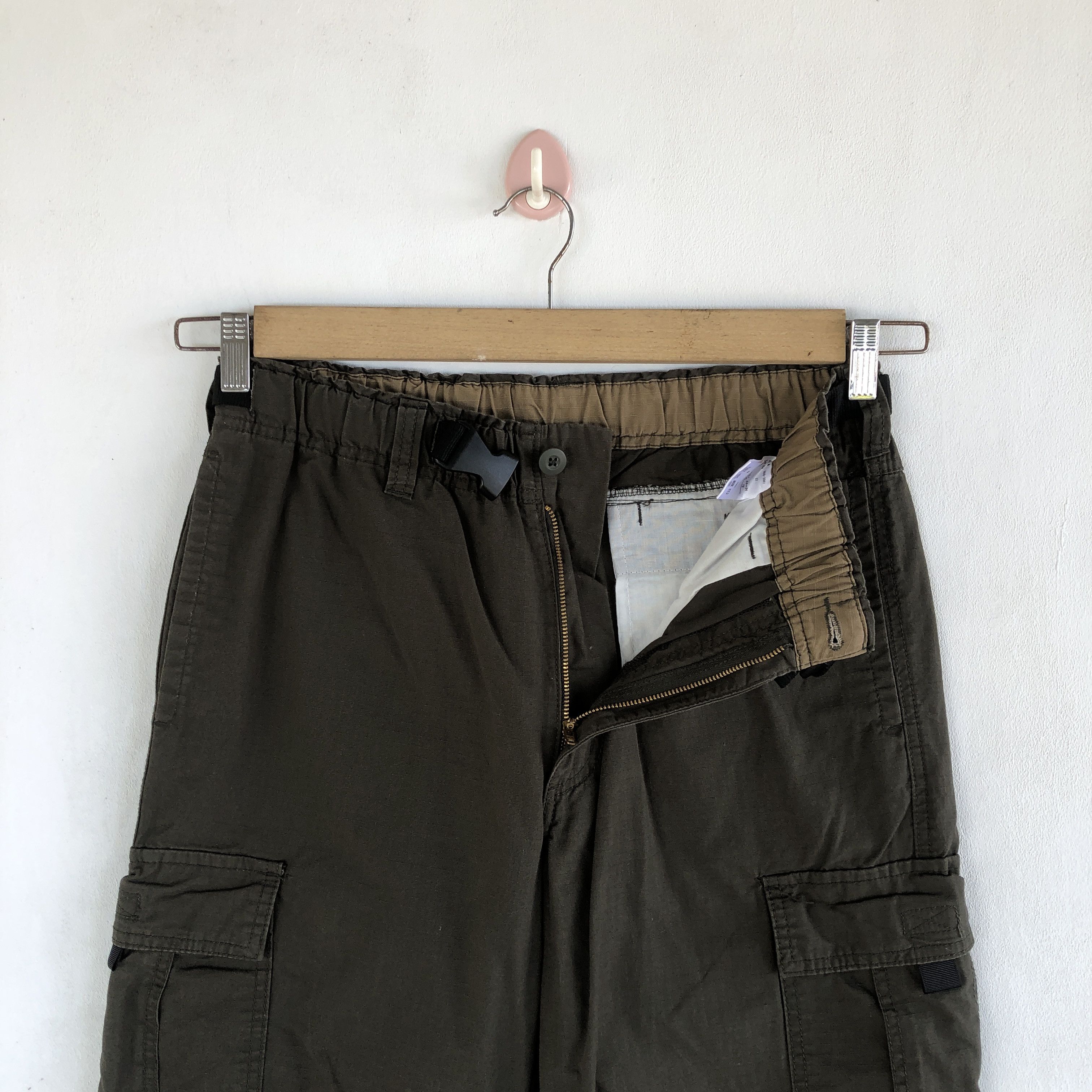 Japanese Brand Japanese Cargo Pants Drawstring Utility Parachute Trousers Size US 30 / EU 46 - 5 Thumbnail
