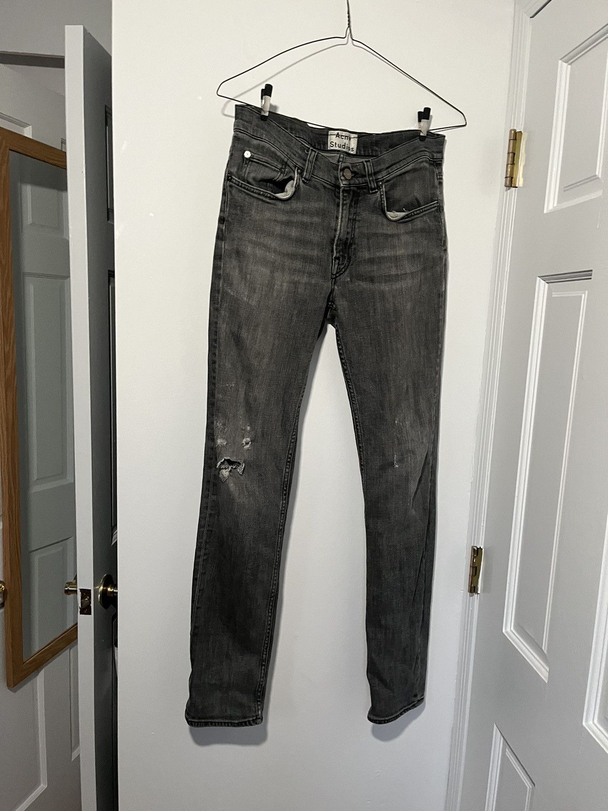 Acne Studios Acne Studios Ace Ripped Gray Jeans Size US 30 / EU 46 - 1 Thumbnail