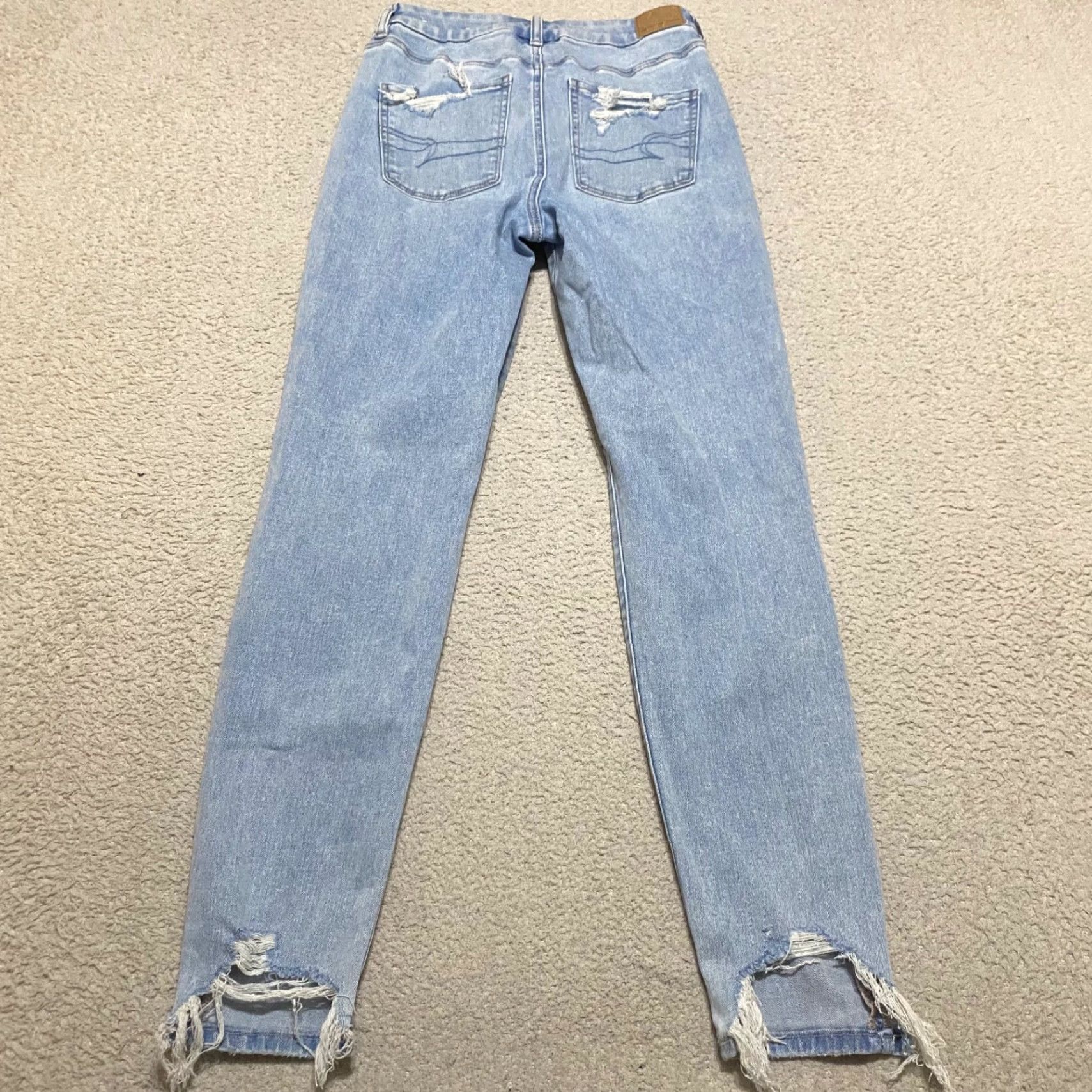 American Eagle Outfitters American Eagle Outfitters Jeans Womens 6 Blue Denim Medium Wash High Rise Jegging Distress Size 28" / US 6 / IT 42 - 2 Thumbnail
