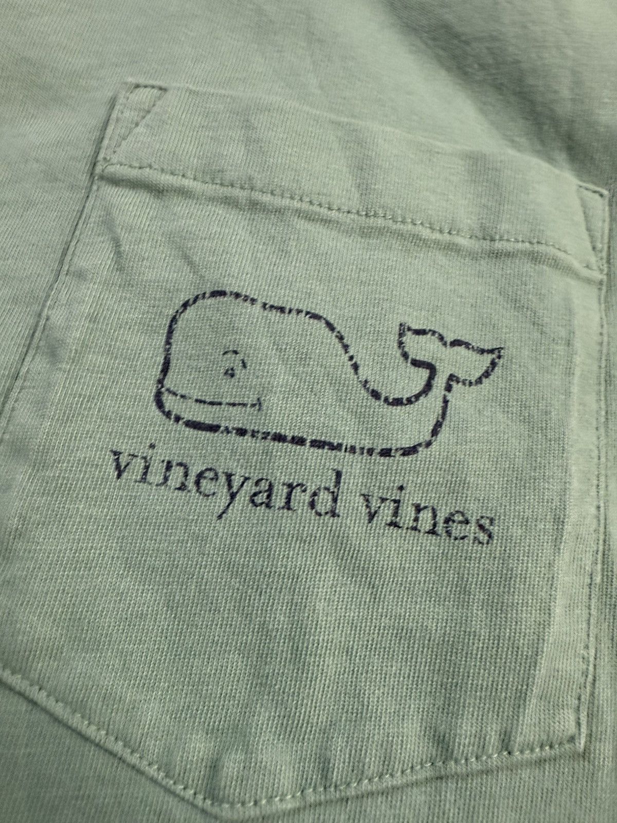 Vineyard Vines Vineyard Vines Green Whale Logo Tee Sz. Small Size US S / EU 44-46 / 1 - 6 Thumbnail
