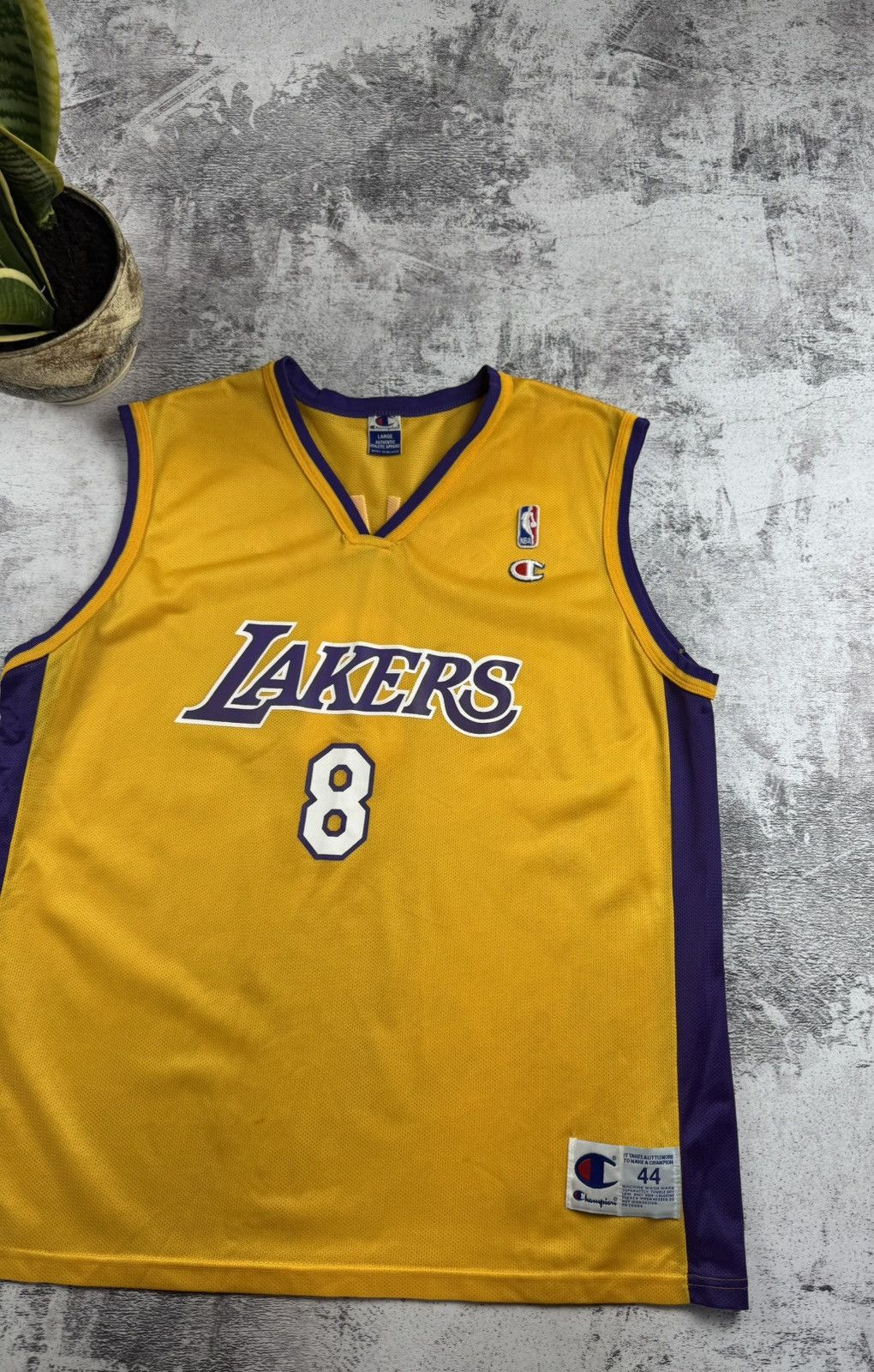 NBA Vintage Lakers Kobe Bryant #8 Rap Shirt Basketball Jersey Size US L / EU 52-54 / 3 - 5 Thumbnail