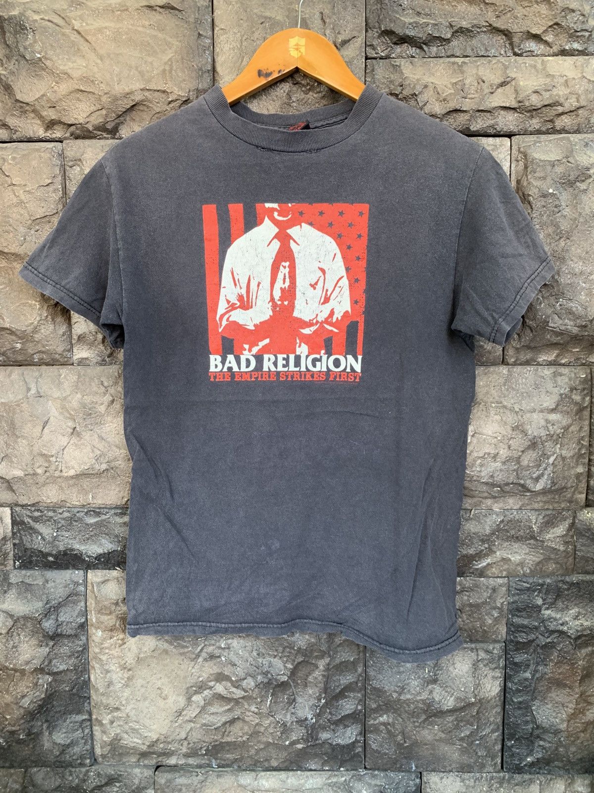 Band Tees Vintage Bad Religion Rock Band Cinder Block T shirt Size US S / EU 44-46 / 1 - 1 Thumbnail