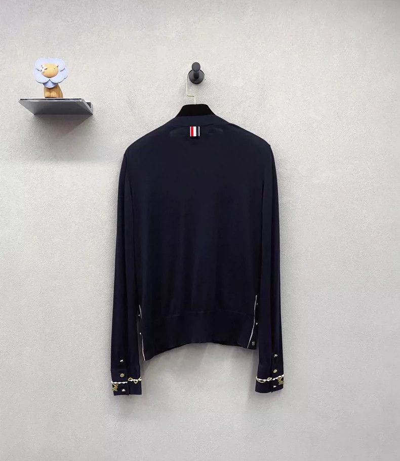 Thom Browne Thom Browne V-neck buttoned knit sweater with sleeve end p Size XS / US 0-2 / IT 36-38 - 2 Thumbnail