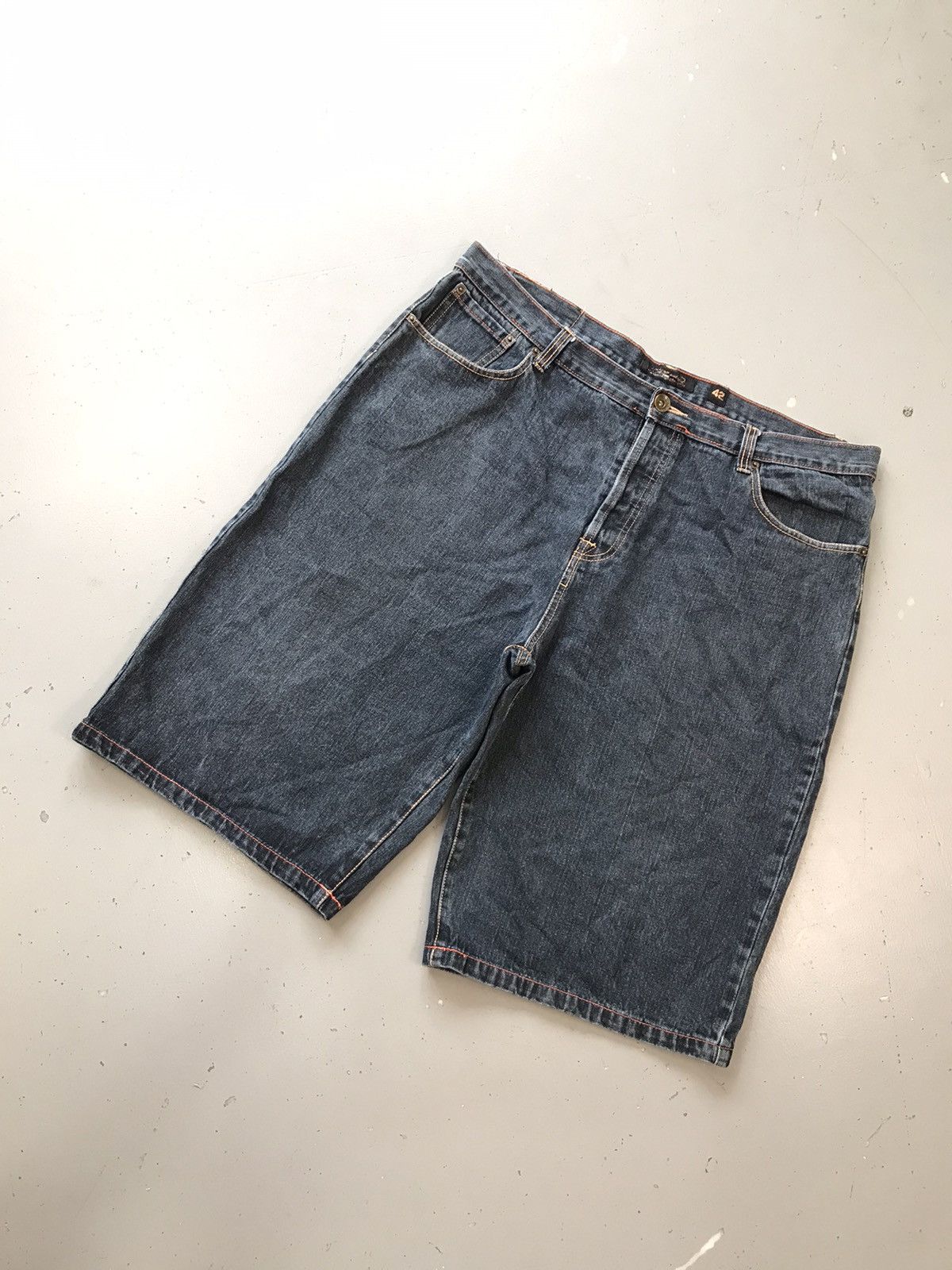 Christian Audigier × Ed Hardy × Vintage Vintage Edhardy crazy embroidered denim jort Size US 42 / EU 58 - 3 Thumbnail
