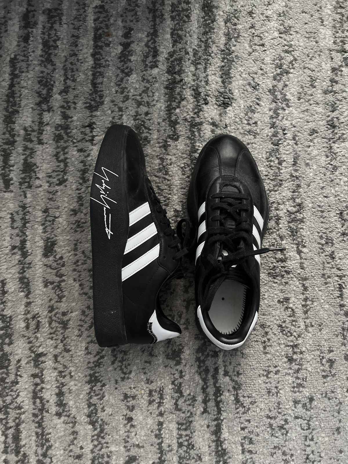 Yohji Yamamoto Y-3 Tangutsu Football Trainer Size US 9 / EU 42 - 1 Thumbnail
