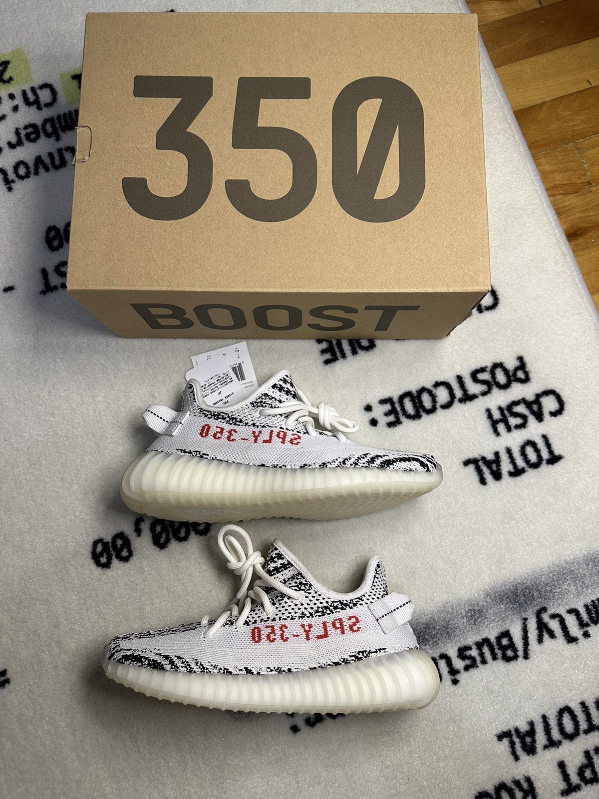 Adidas × Kanye West × Yeezy adidas Yeezy Boost 350 V2 Zebra Size US 5 / EU 37 - 1 Thumbnail