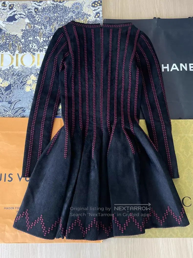 Alaia Alaia Black and Red Long Sleeve Dress Size XS / US 0-2 / IT 36-38 - 2 Thumbnail