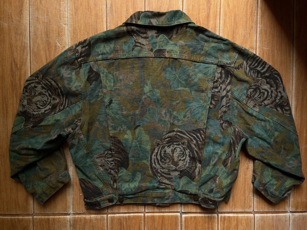 Kenzo 90’s vintage KENZO jeans tiger All over print jacket Size L / US 10 / IT 46 - 2 Thumbnail
