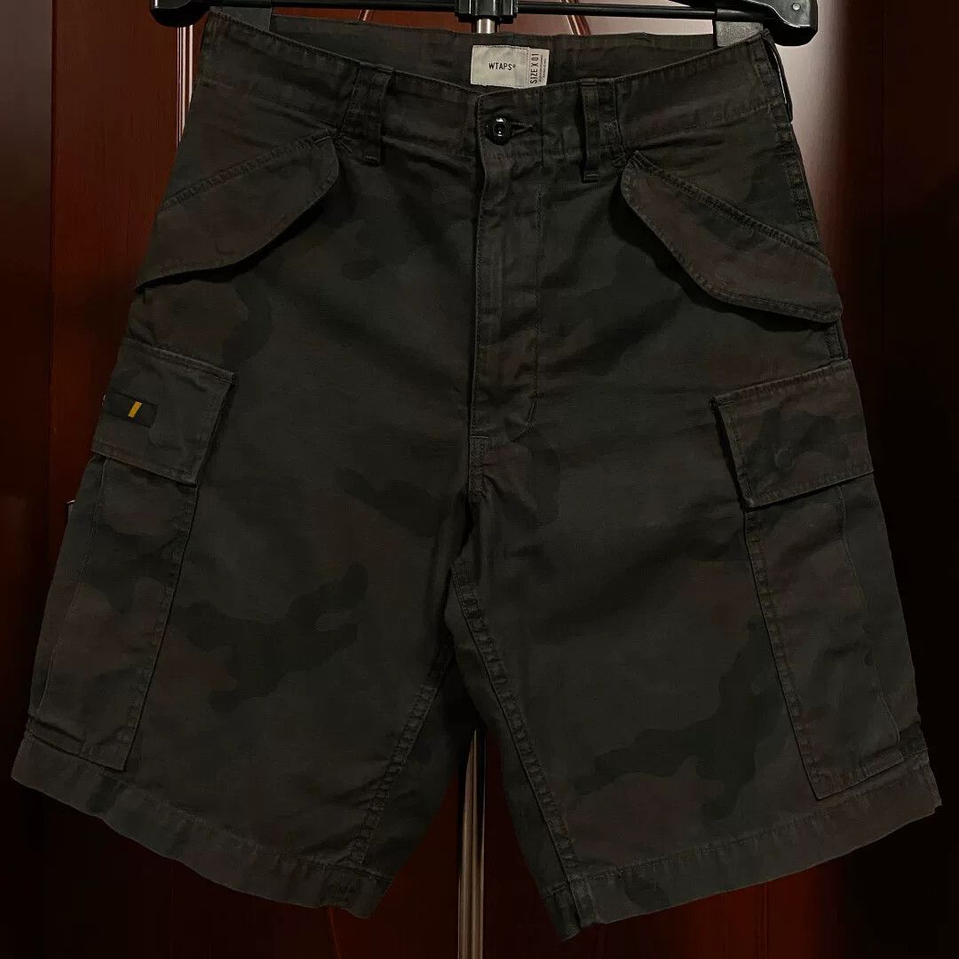 Wtaps Wtaps 20SS Cargo Camo Cotton Shorts Size US 26 / EU 42 - 1 Thumbnail