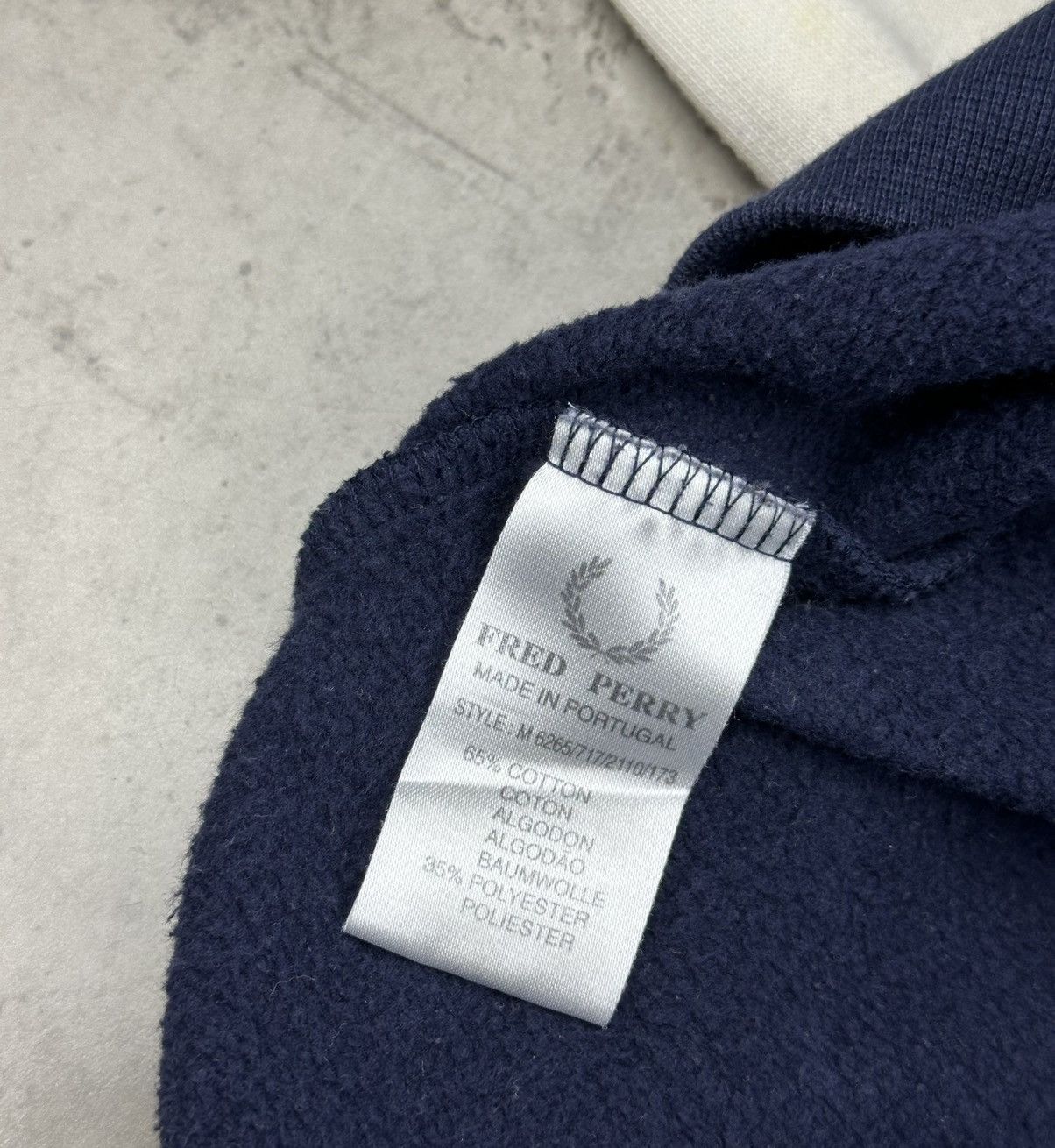 Fred Perry Vintage Fred Perry Blue Sweatshirt XL Crewneck Big Logo Size US XL / EU 56 / 4 - 9 Thumbnail