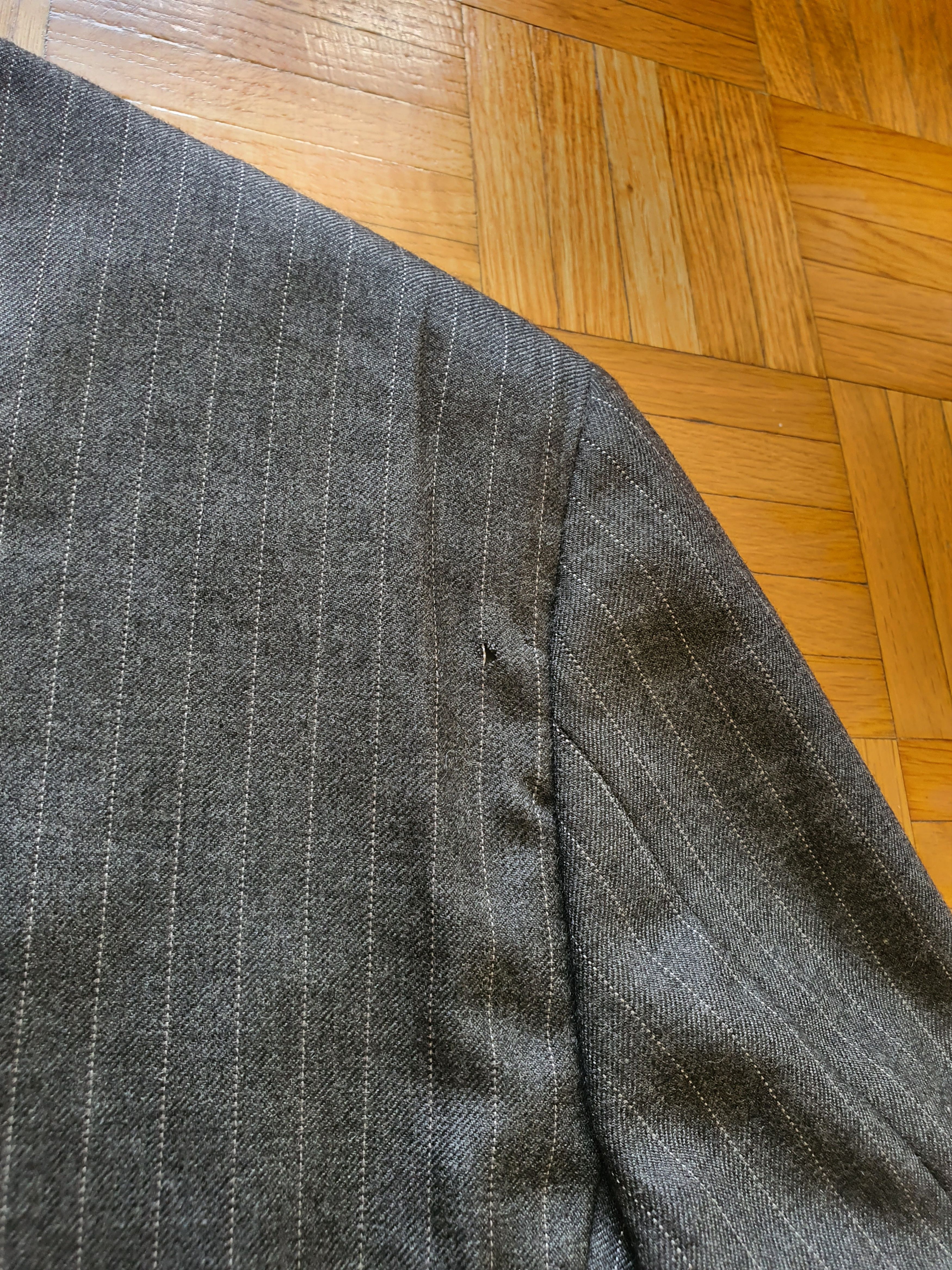 Giorgio Armani Suit Jacket - CLASSICO (vintage Black Label) - 100% cashmere Size 44R - 9 Thumbnail