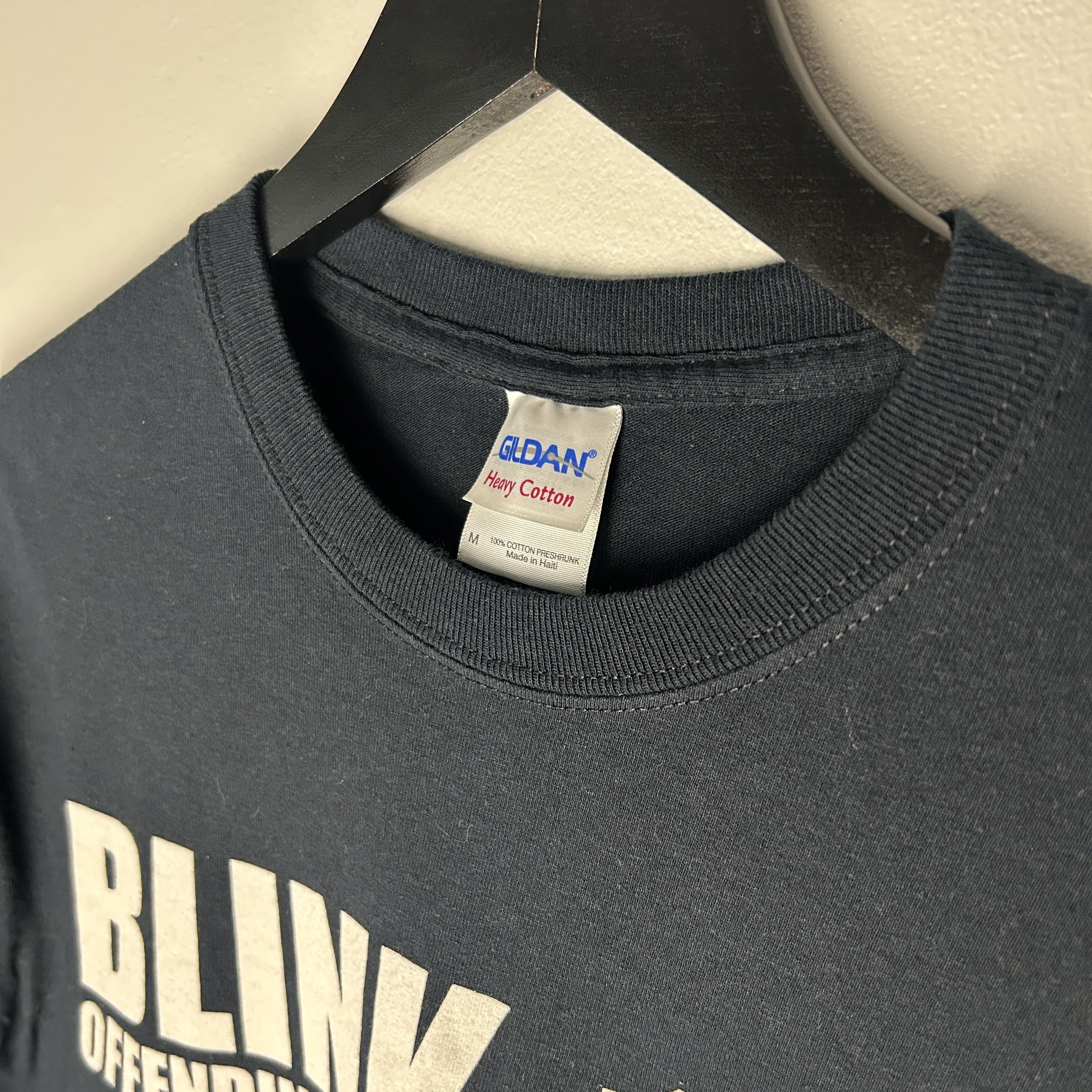 Band Tees Vintage Blink-182 Offending Moms Band T-shirt Size US M / EU 48-50 / 2 - 5 Thumbnail