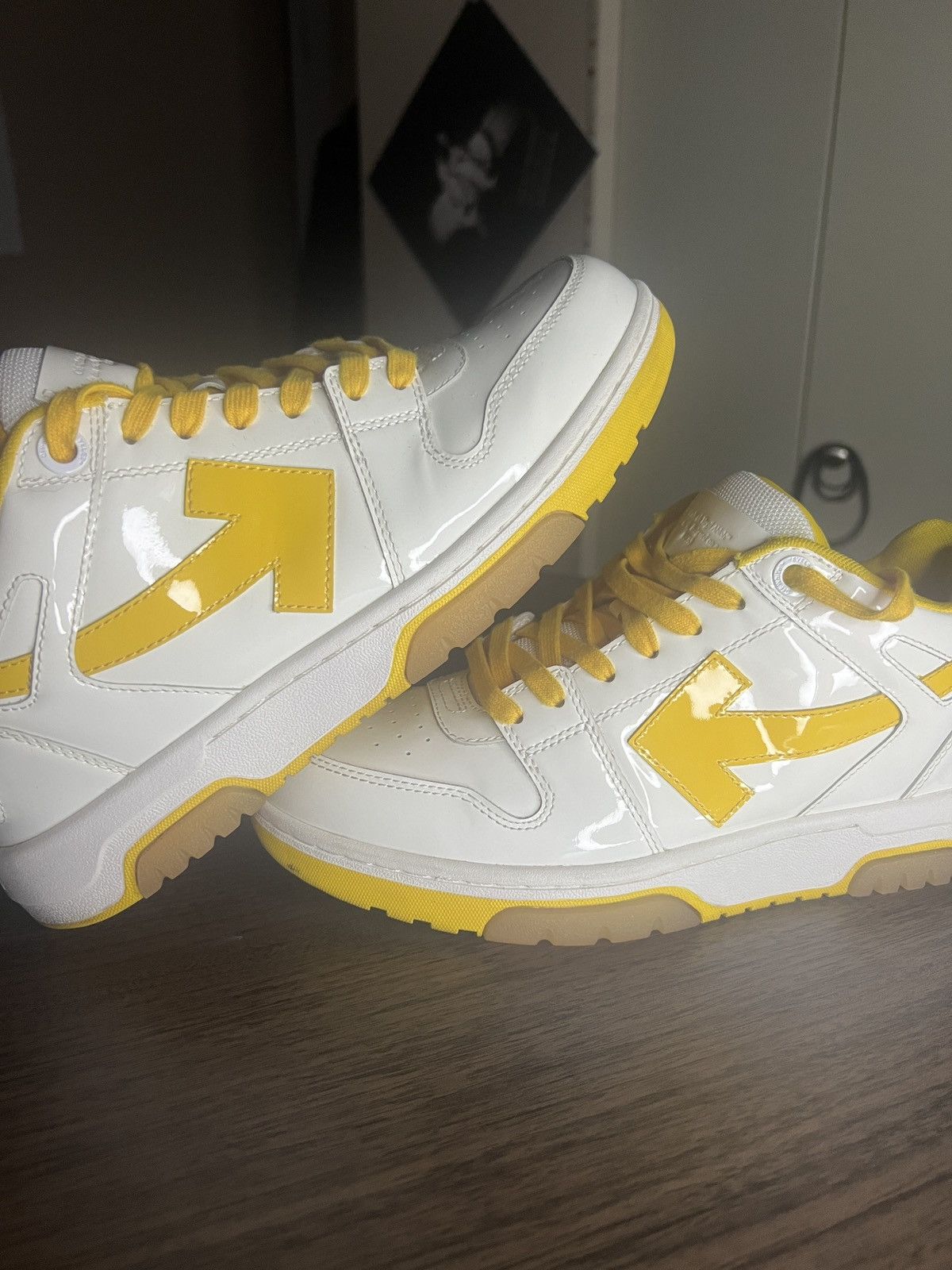 Off-White [OFF- WHITE] Out of Office Leather Low-Top Sneakers Size US 8.5 / EU 41-42 - 1 Thumbnail