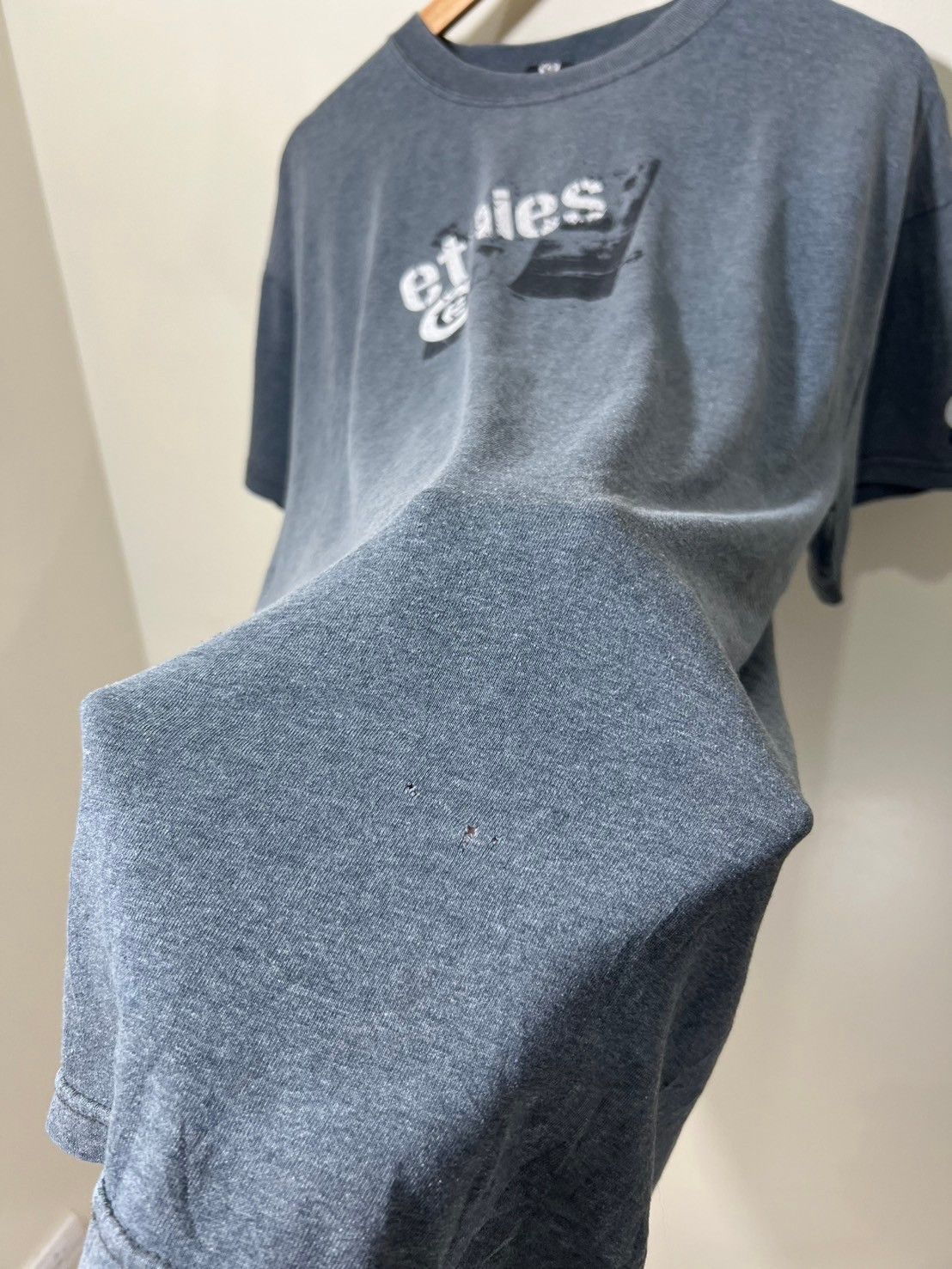 Etnies × Vintage Vintage Etnies skateboards shirt bnz01 Size US L / EU 52-54 / 3 - 7 Thumbnail