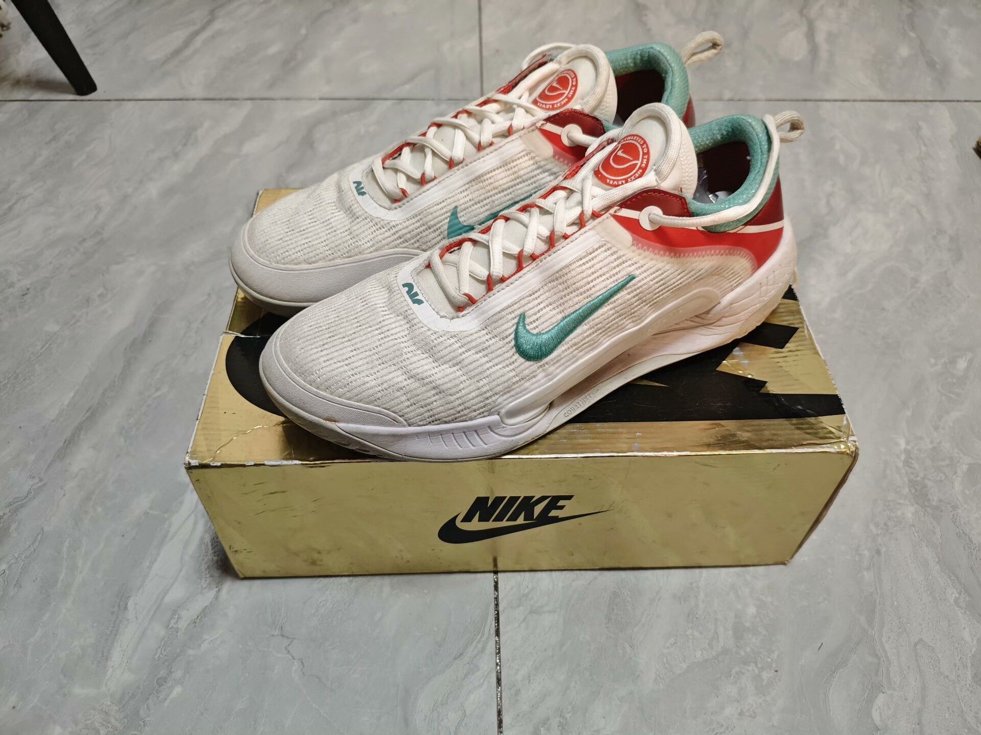 Nike Nike ZOOM Red Lowtop Sneakers 13 Men Size US 13 / EU 46 - 1 Thumbnail