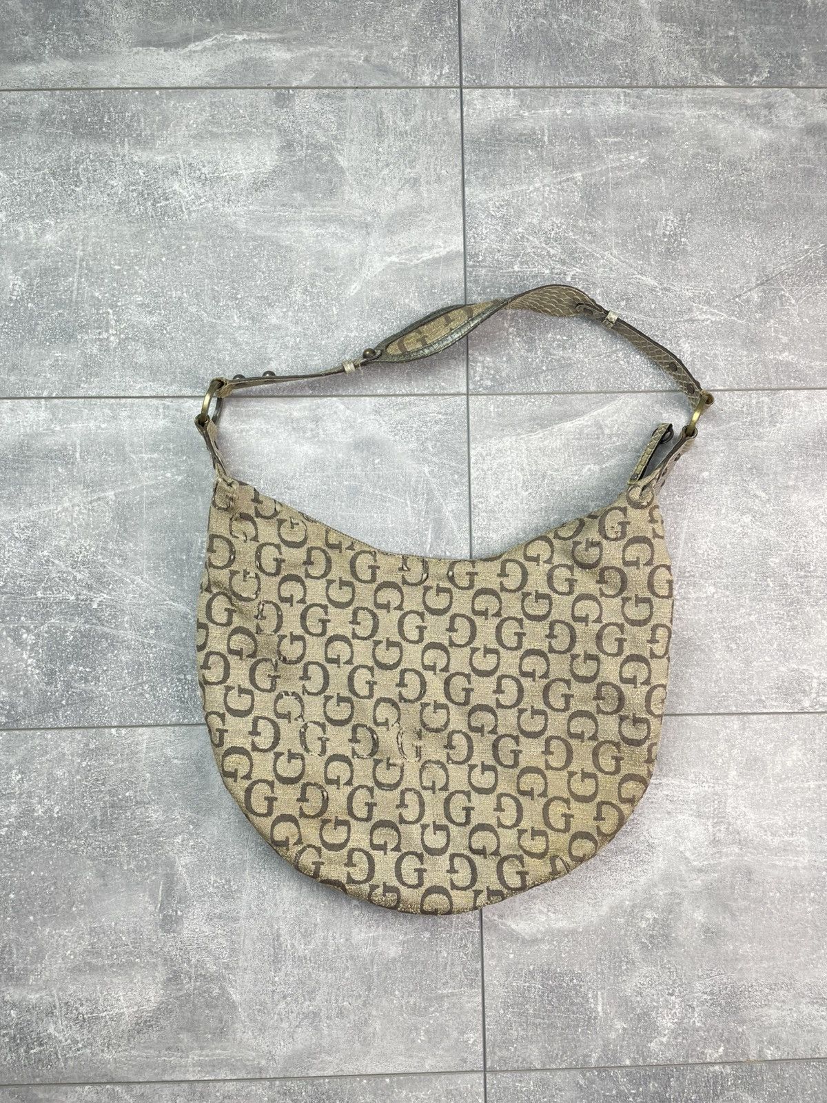 Guess Guess Monogram Vintage Shoulder Bag Size ONE SIZE - 2 Thumbnail