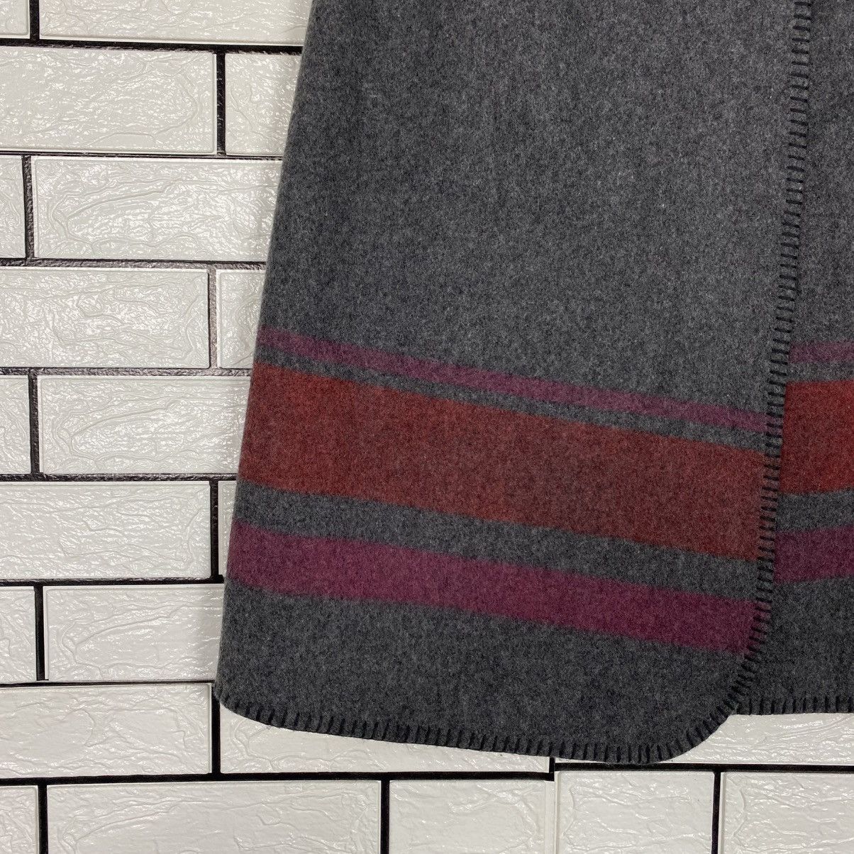 Japanese Brand Vintage Wool Skirt Striped Naf Naf Sport Issey Miyake Size 30" / US 8 / IT 44 - 6 Thumbnail