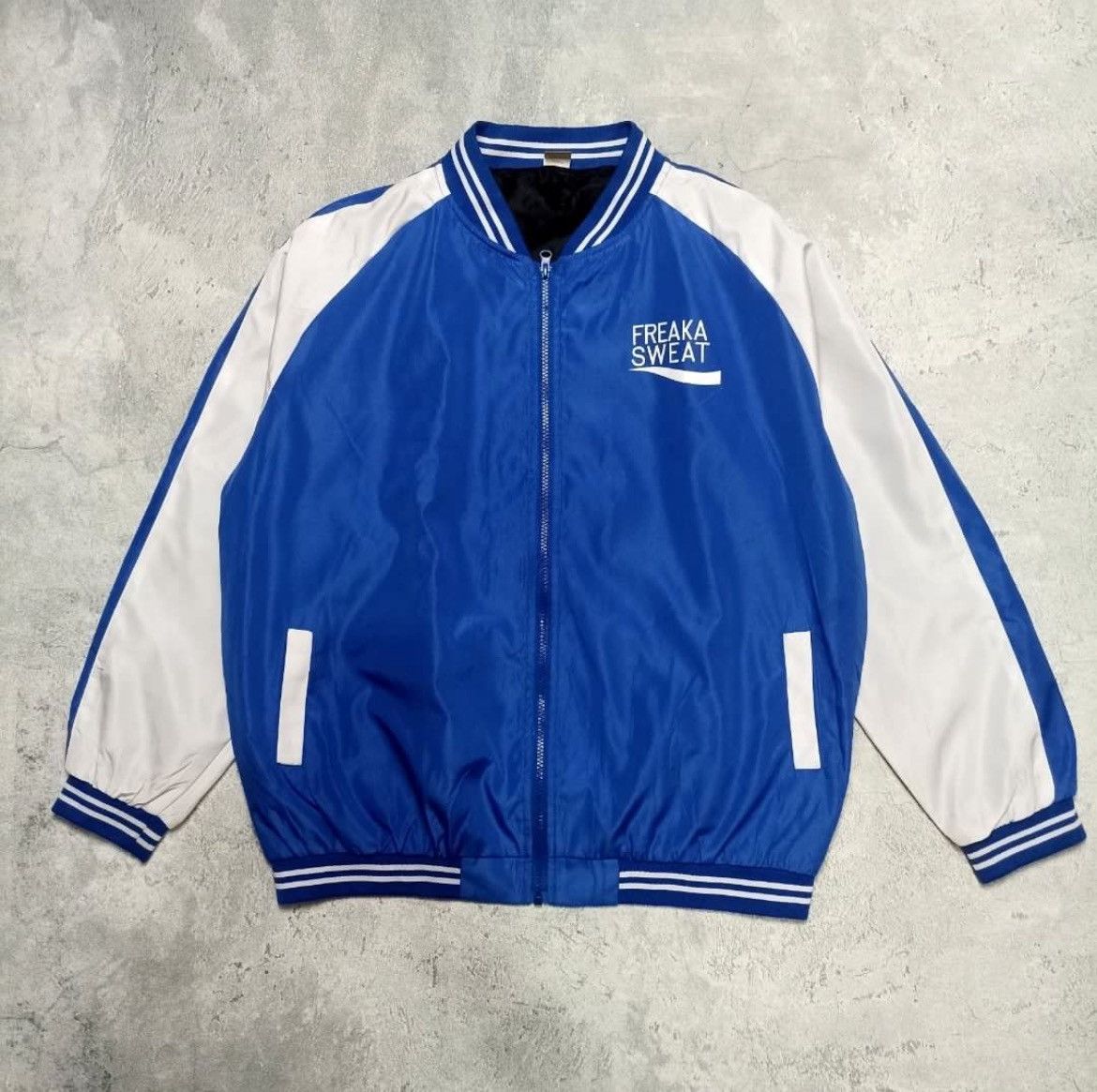Japanese Brand × Vintage Vintage Pocari Sweat - Freaka Sweat Jacket Size US XL / EU 56 / 4 - 3 Thumbnail