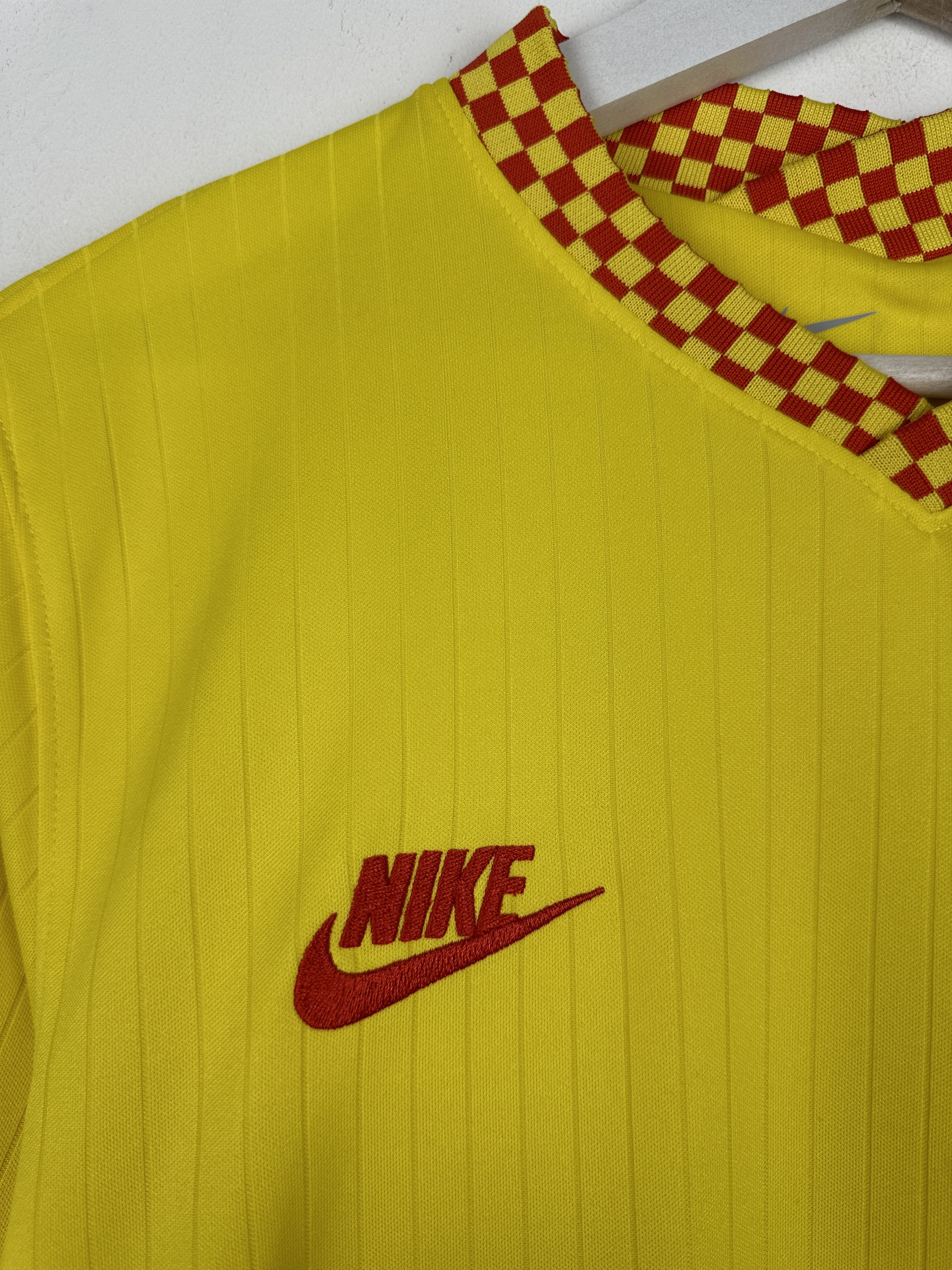 Nike Liverpool 2021 Third Soccer Jersey Football Shirt Size US M / EU 48-50 / 2 - 5 Thumbnail