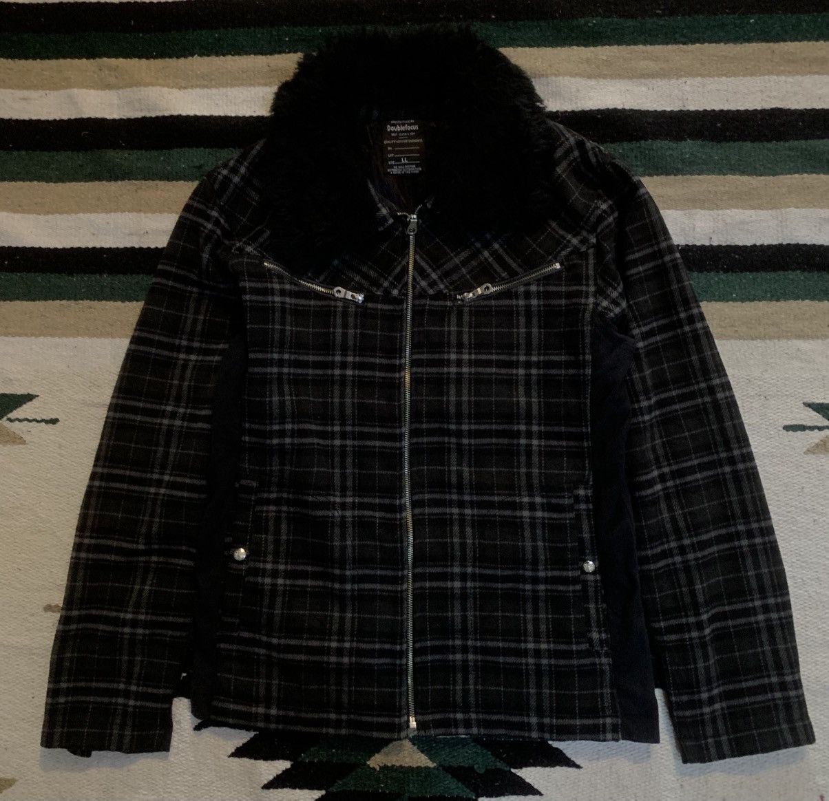 Japanese Brand Double Focus Fur Multi Pocket Jacket Tartan LGB Style Size US L / EU 52-54 / 3 - 1 Thumbnail