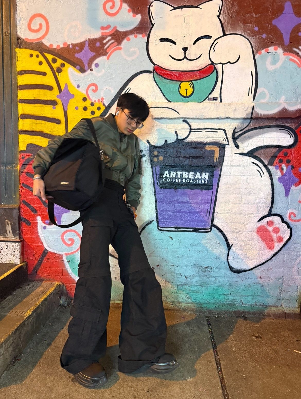Balenciaga AW23 Balenciaga Convertible Cargo Flare Black Pants Sz XS Size US 30 / EU 46 - 11 Thumbnail