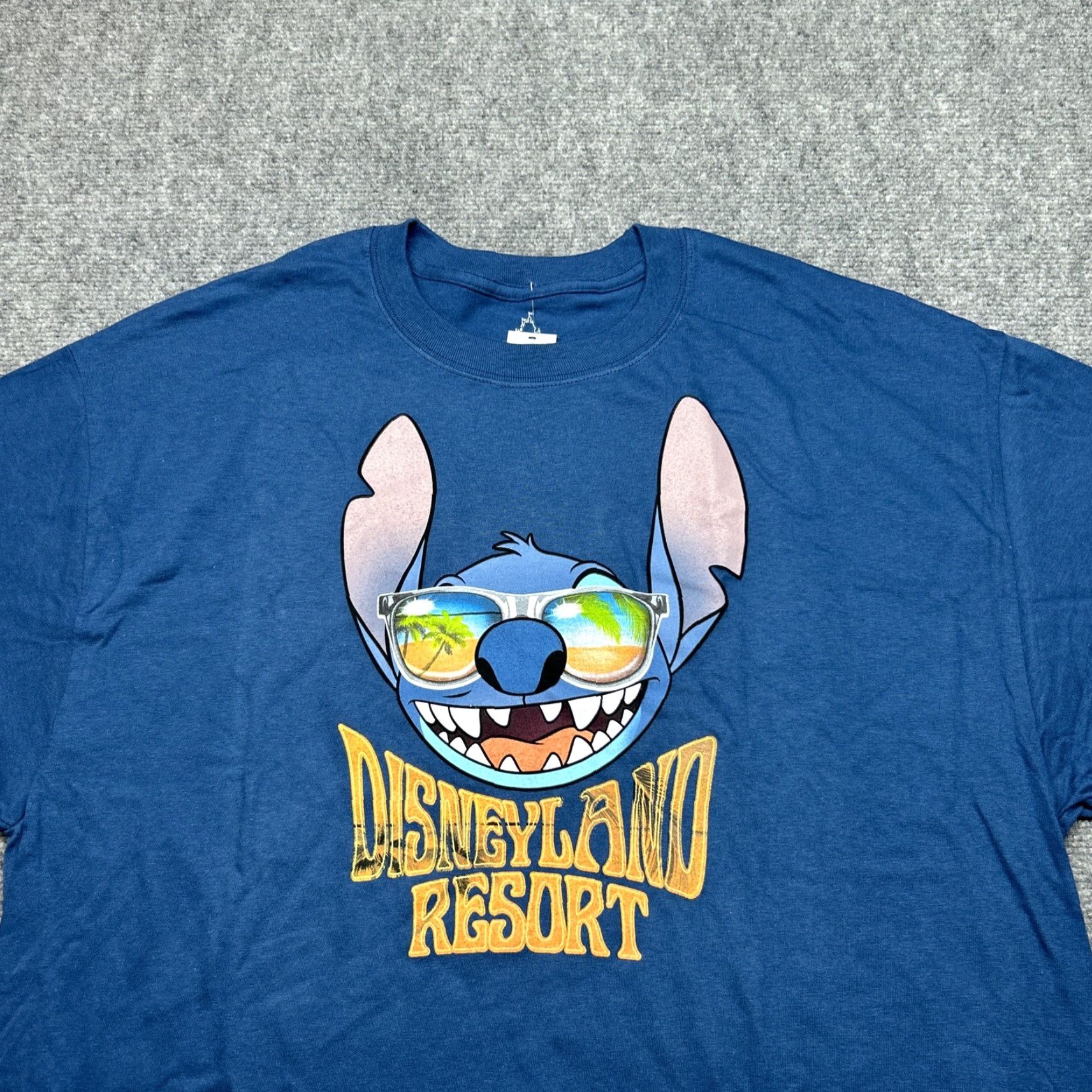 Hanes Hanes Disney T-Shirt Mens XL Blue Graphic Print Stitch Disneyland Resort Cotton Size US XL / EU 56 / 4 - 4 Thumbnail