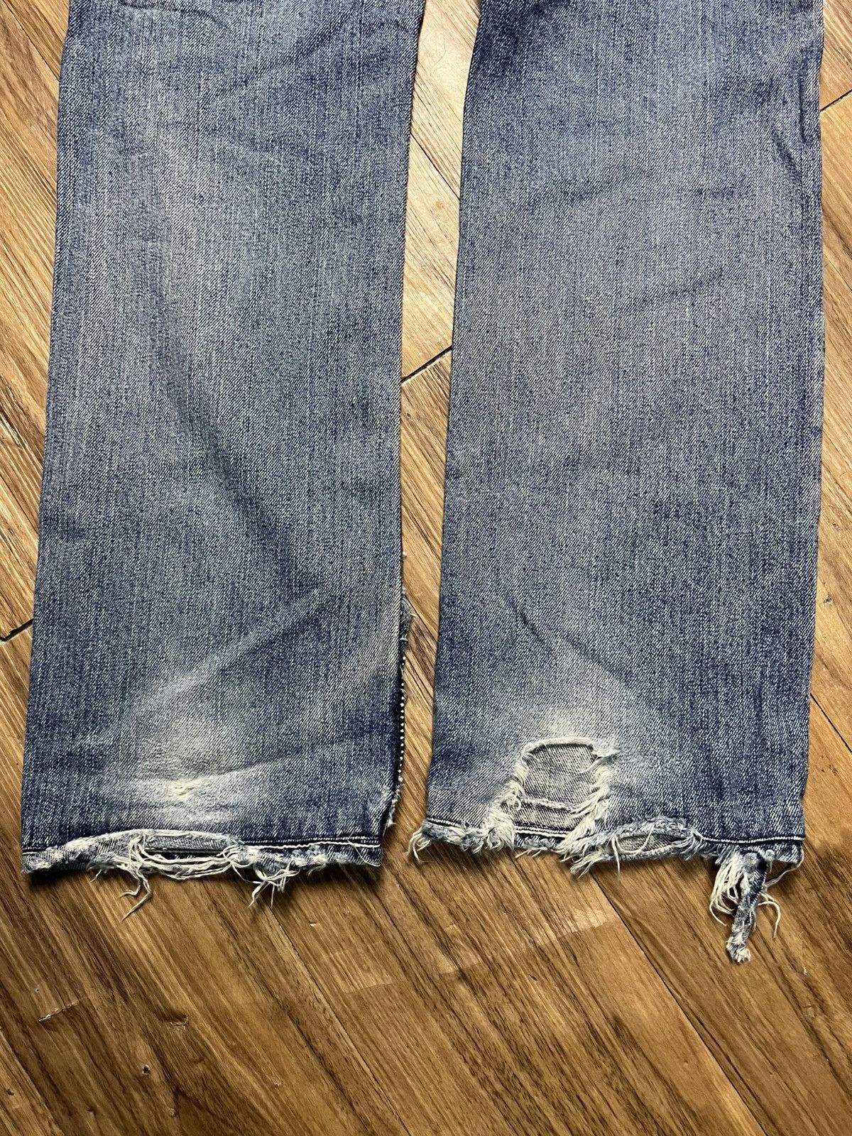 Beauty Beast Vintage Distressed Denim Jeans - "On Board" Brand (41) Size US 31 - 15 Thumbnail