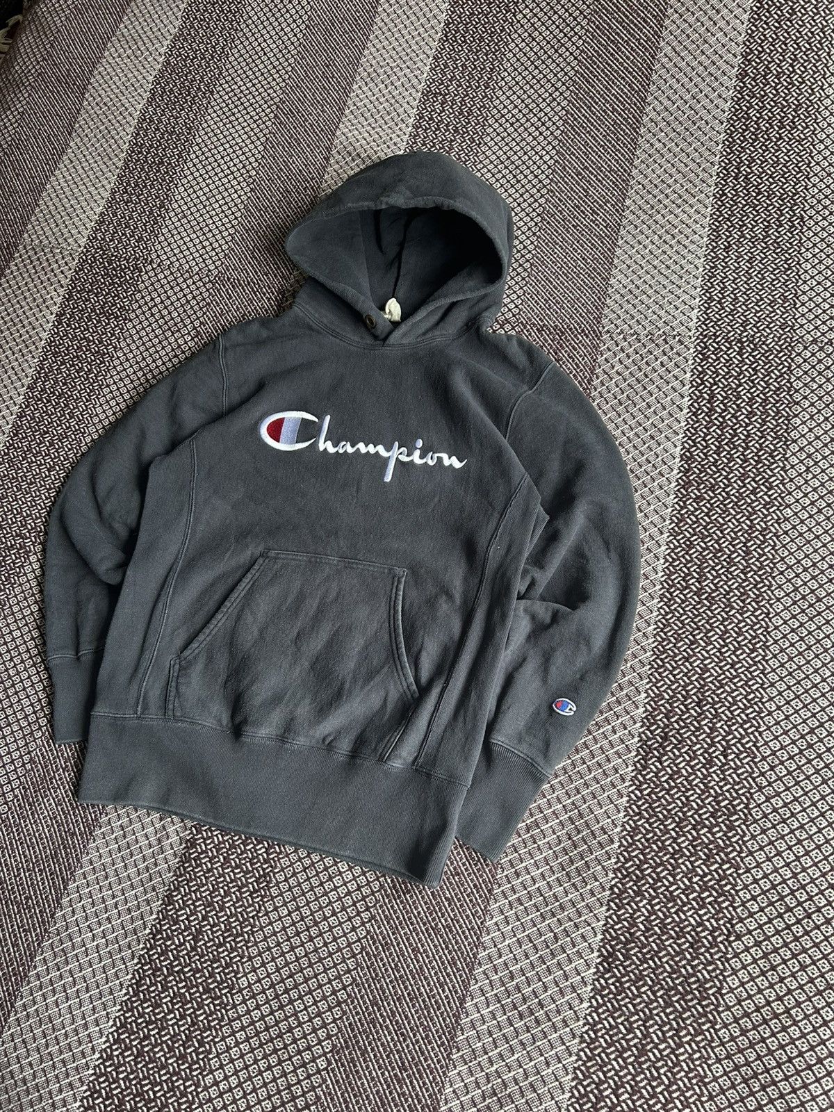 Vintage Vintage Champion Big Logo Streetwear Heavy Hoodie Size M Size M / US 6-8 / IT 42-44 - 2 Thumbnail