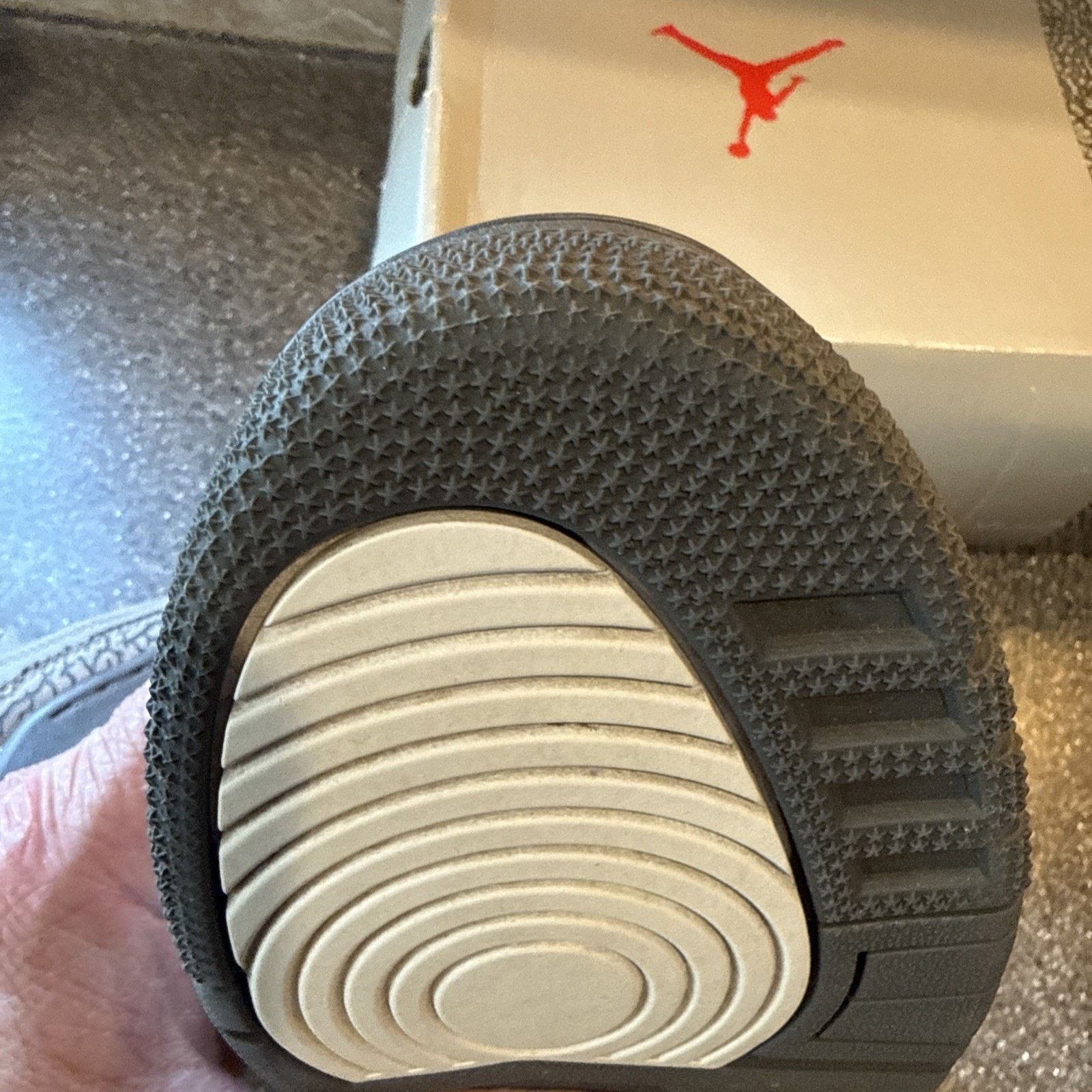 Nike Nike Air Jordan 3 LS, Size 11 VERY CLEAN!!!! Size US 11 / EU 44 - 8 Thumbnail