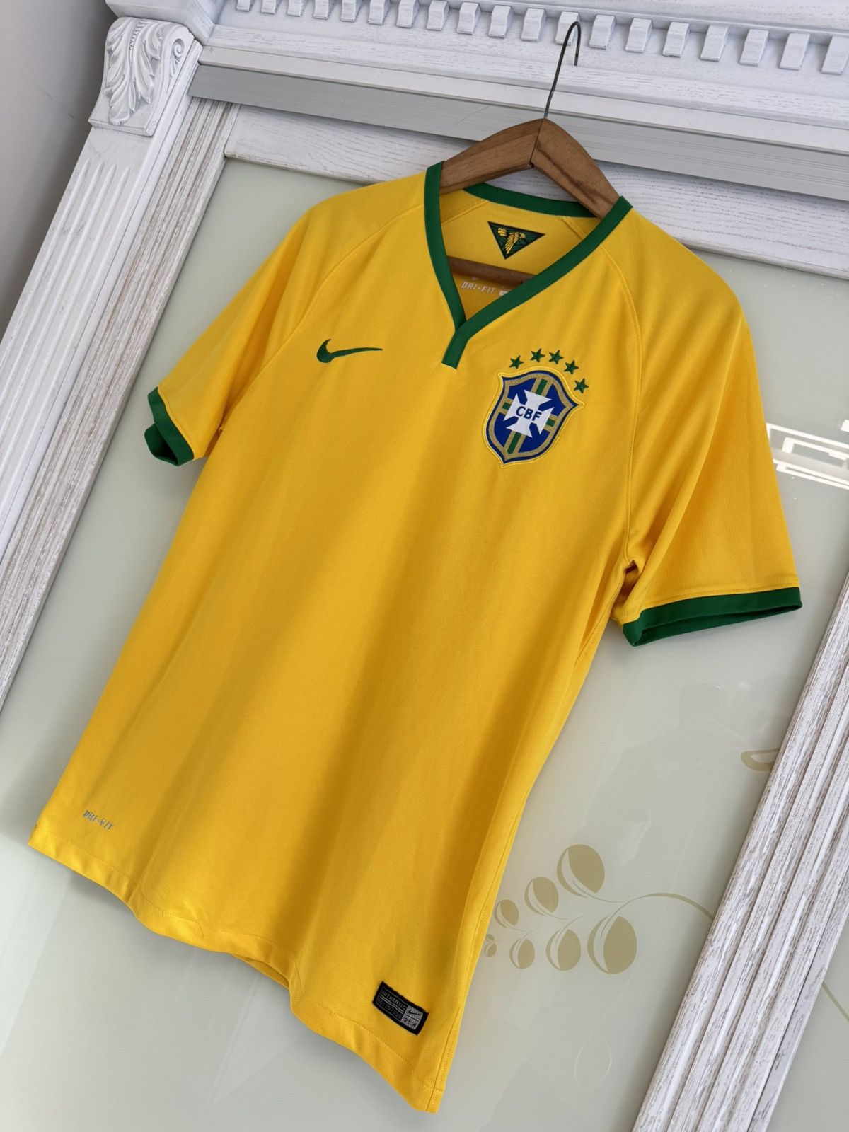 Nike Brazil 2014-2015 Home Soccer Jersey Football Shirt Kit Size US M / EU 48-50 / 2 - 3 Thumbnail