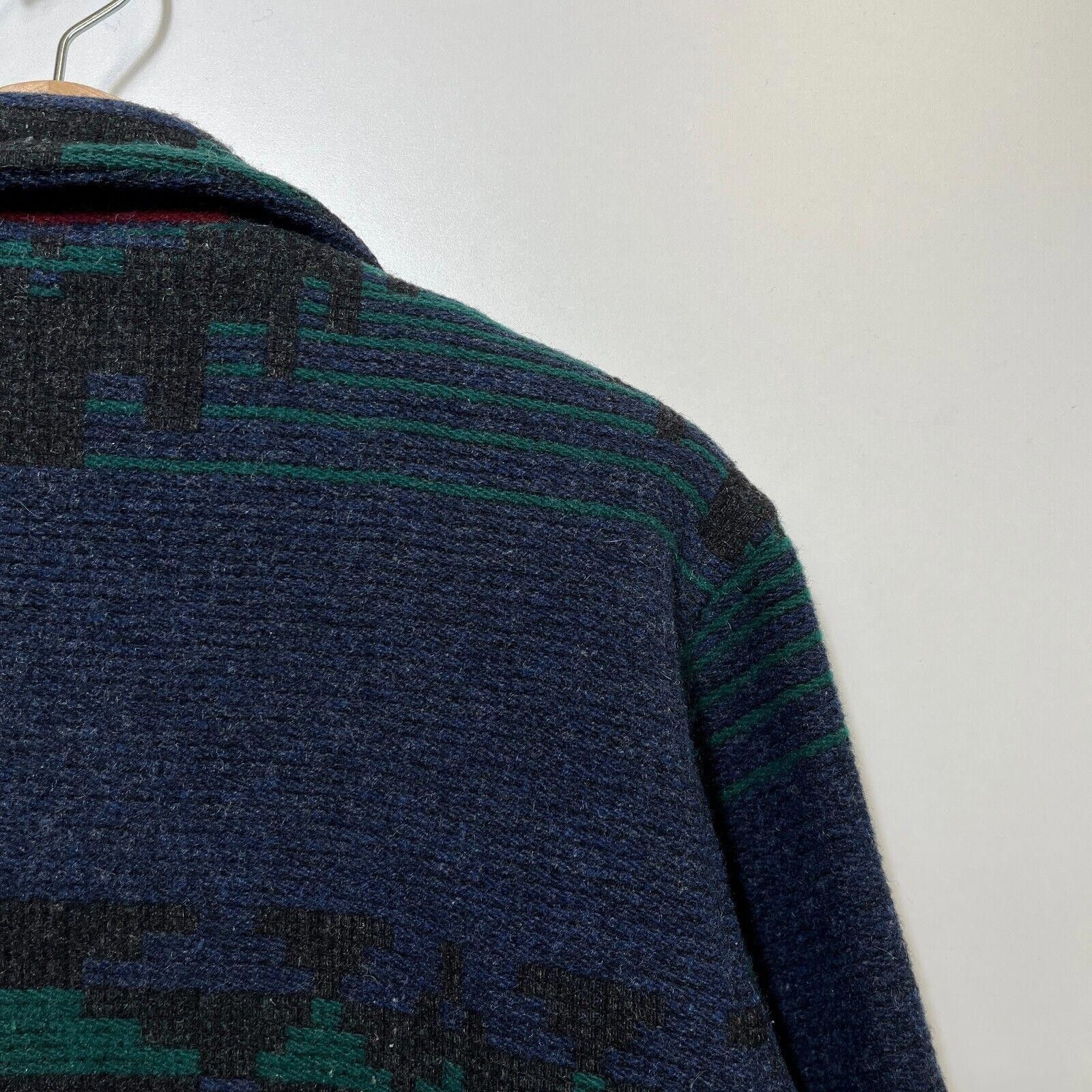 L.L. Bean × Vintage Vintage 90s L.L.Bean Aztec Print Heavy Wool Jacket Size 46/L Size L / US 10 / IT 46 - 12 Thumbnail