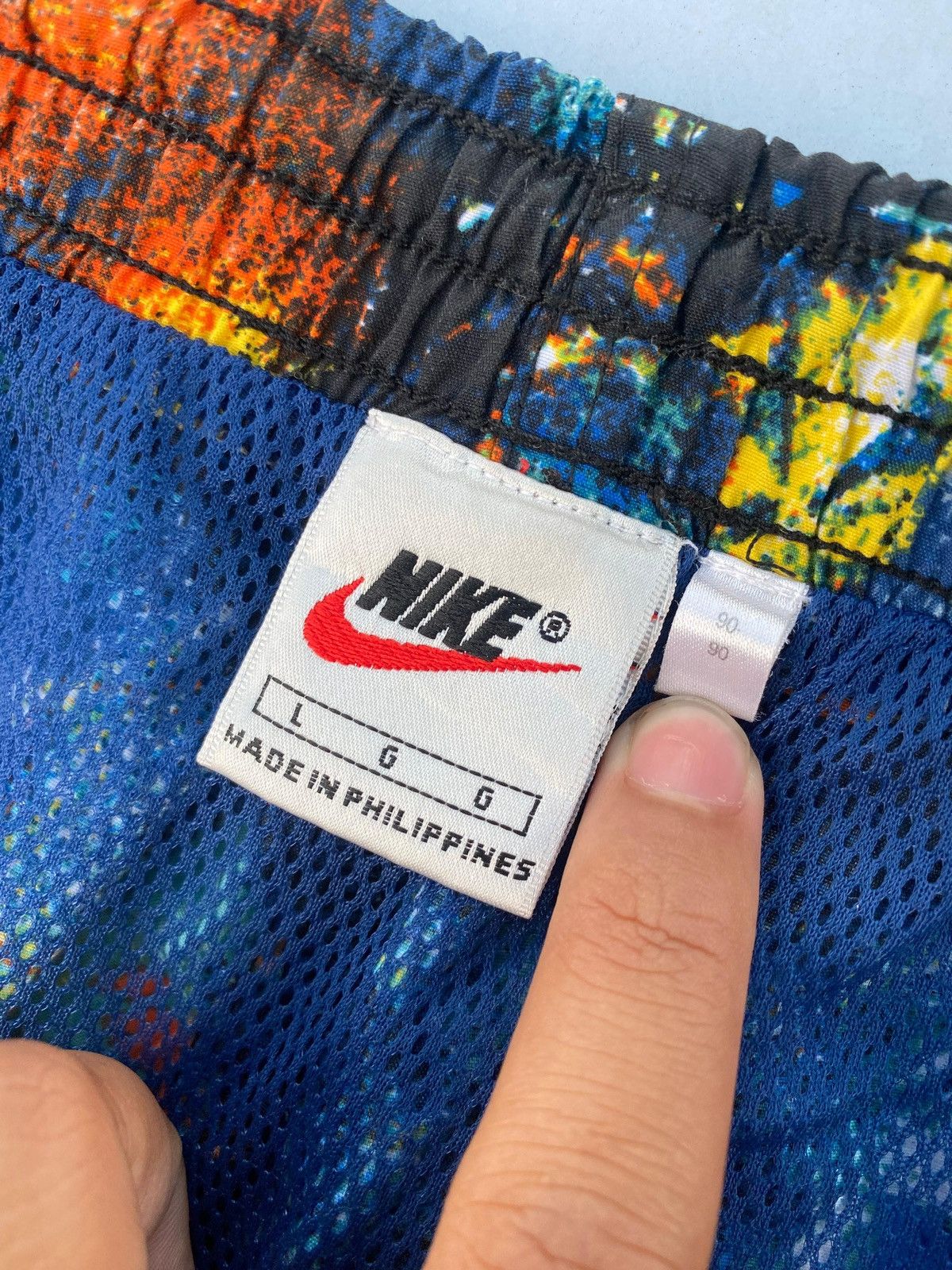 Nike × Vintage vintage nike shorts 90s Size US 35 - 7 Thumbnail