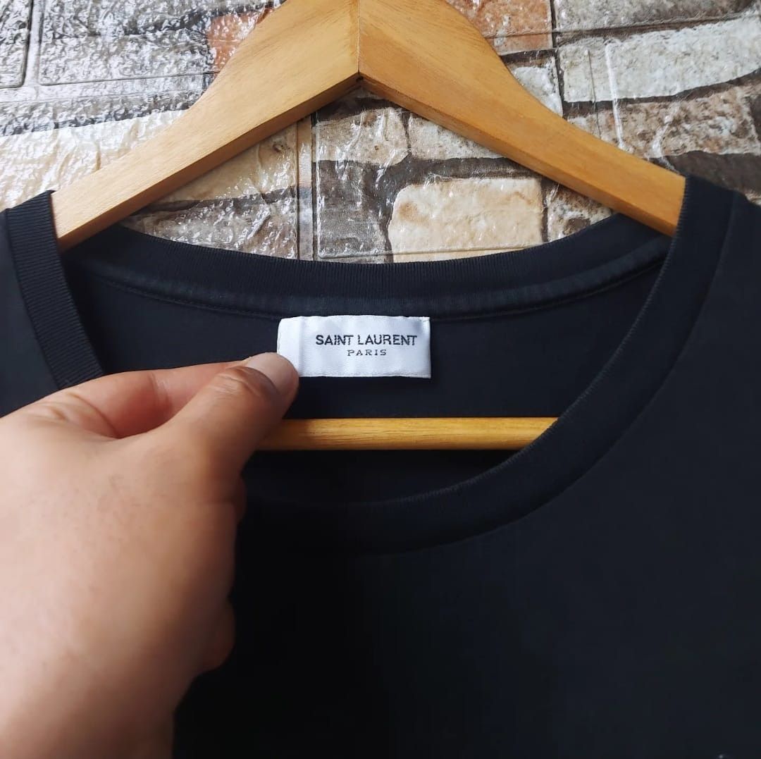 Saint Laurent Paris Saint Laurent Center Logo Tshirt Size US M / EU 48-50 / 2 - 6 Thumbnail
